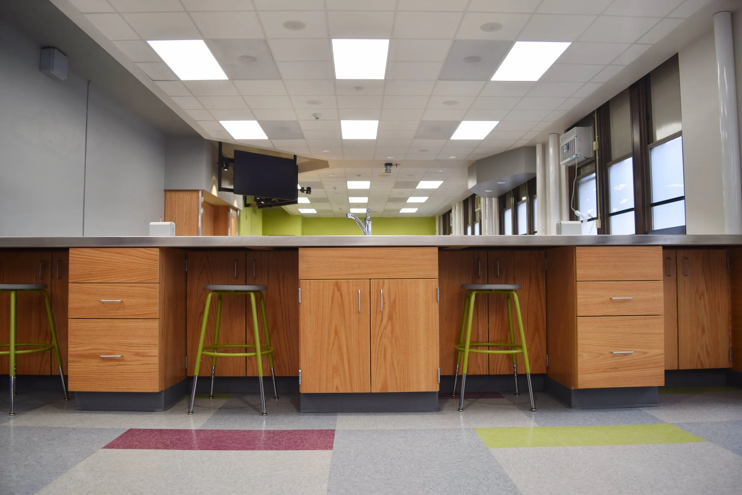 PhilaSD_WagnerMS-2482_3_Desk Detail.JPG