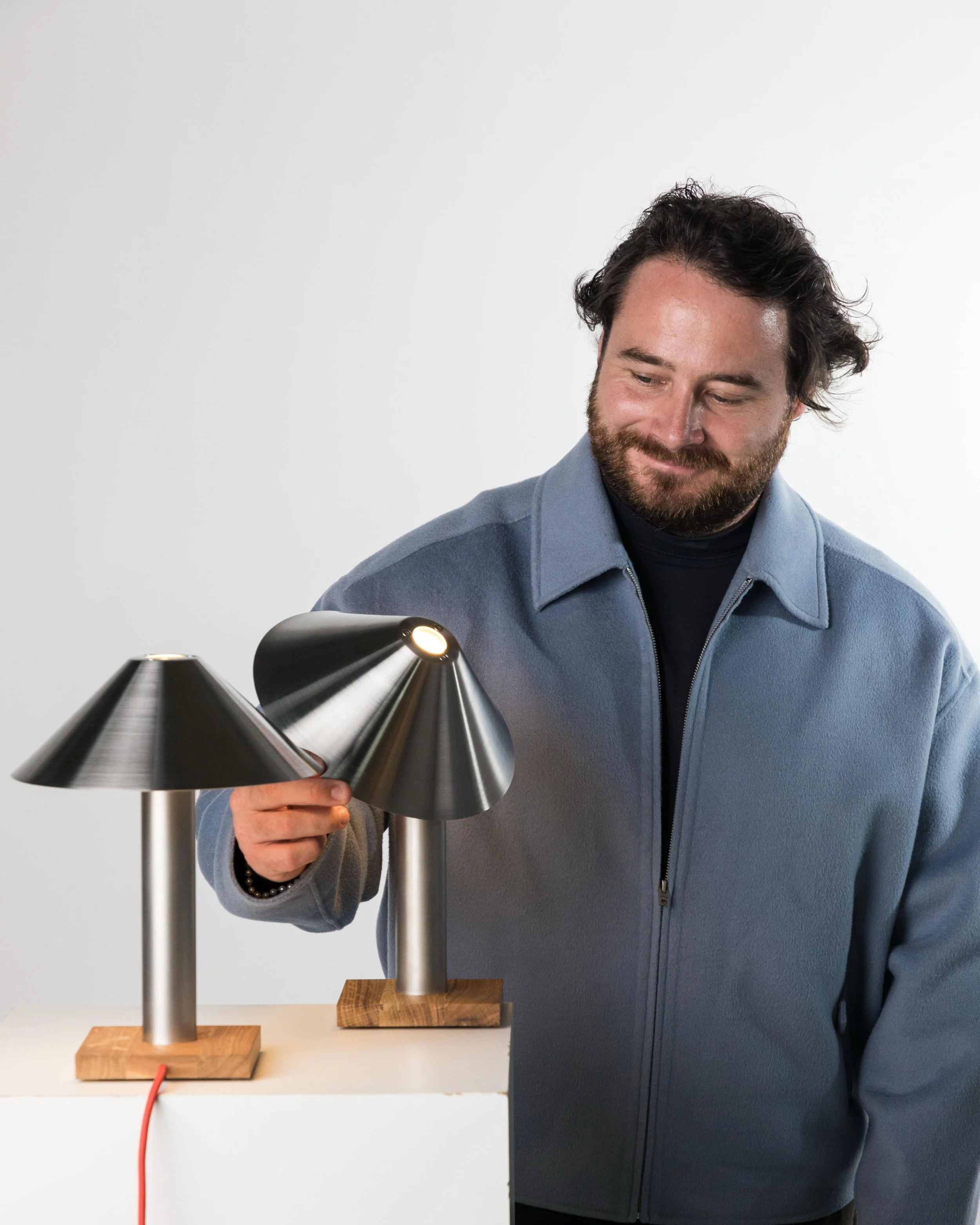 Johannes_Breuer_Design_Pfeil_LightWhatsApp Image 2026-09-17 at 12.48.58.jpeg