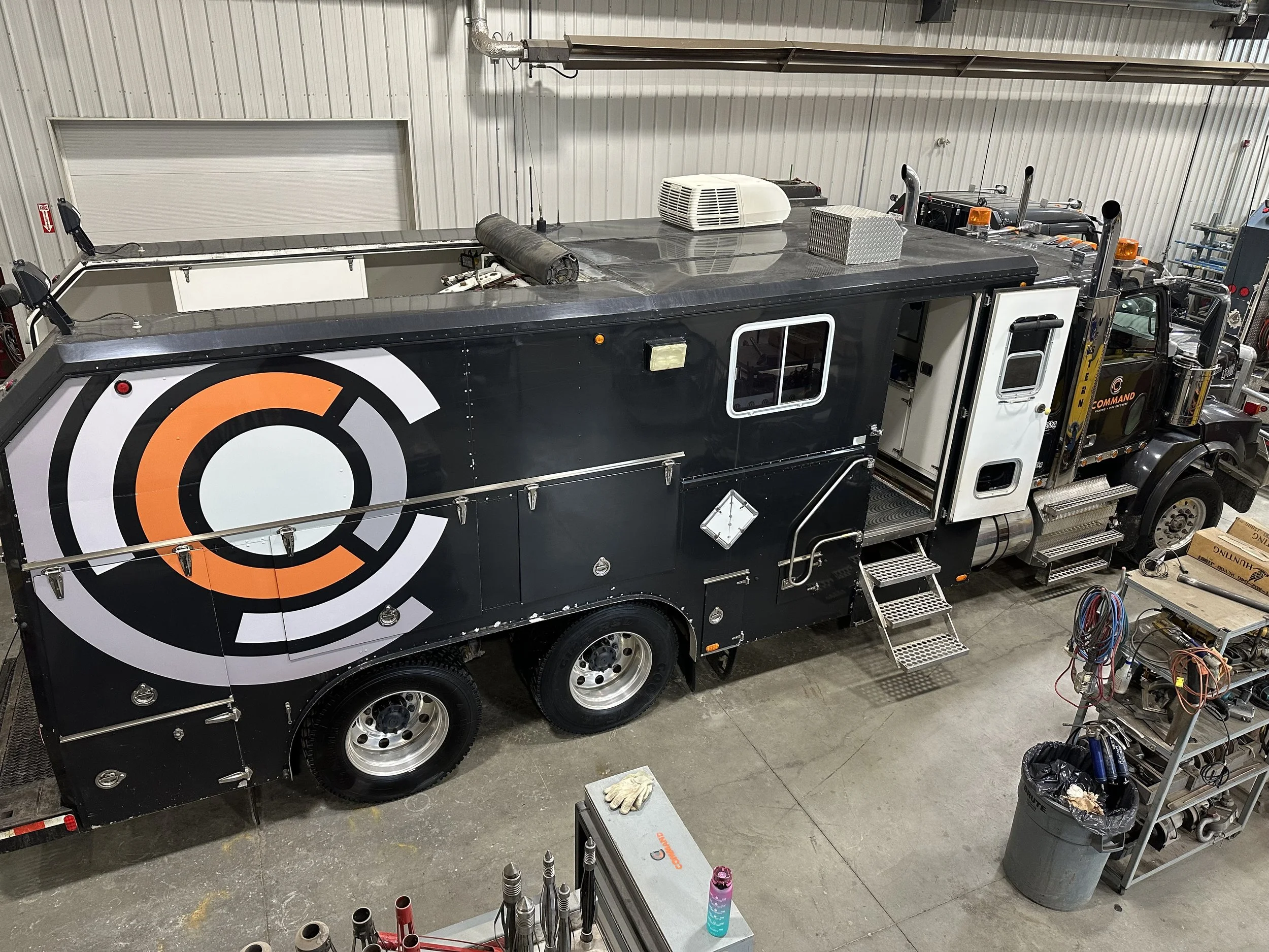 Services — Command Fishing and Pipe Recovery