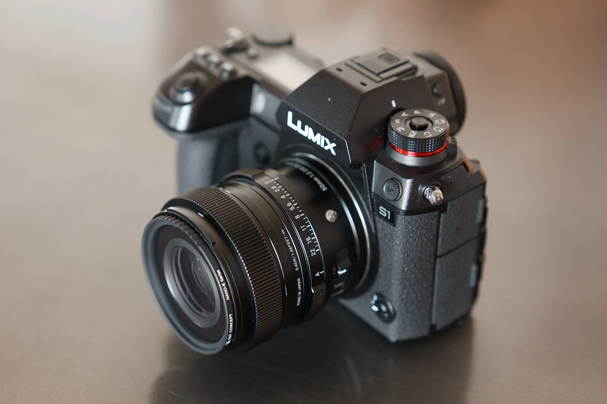 Sigma 50mm f2 DG DN Contemporary on the Lumix S1