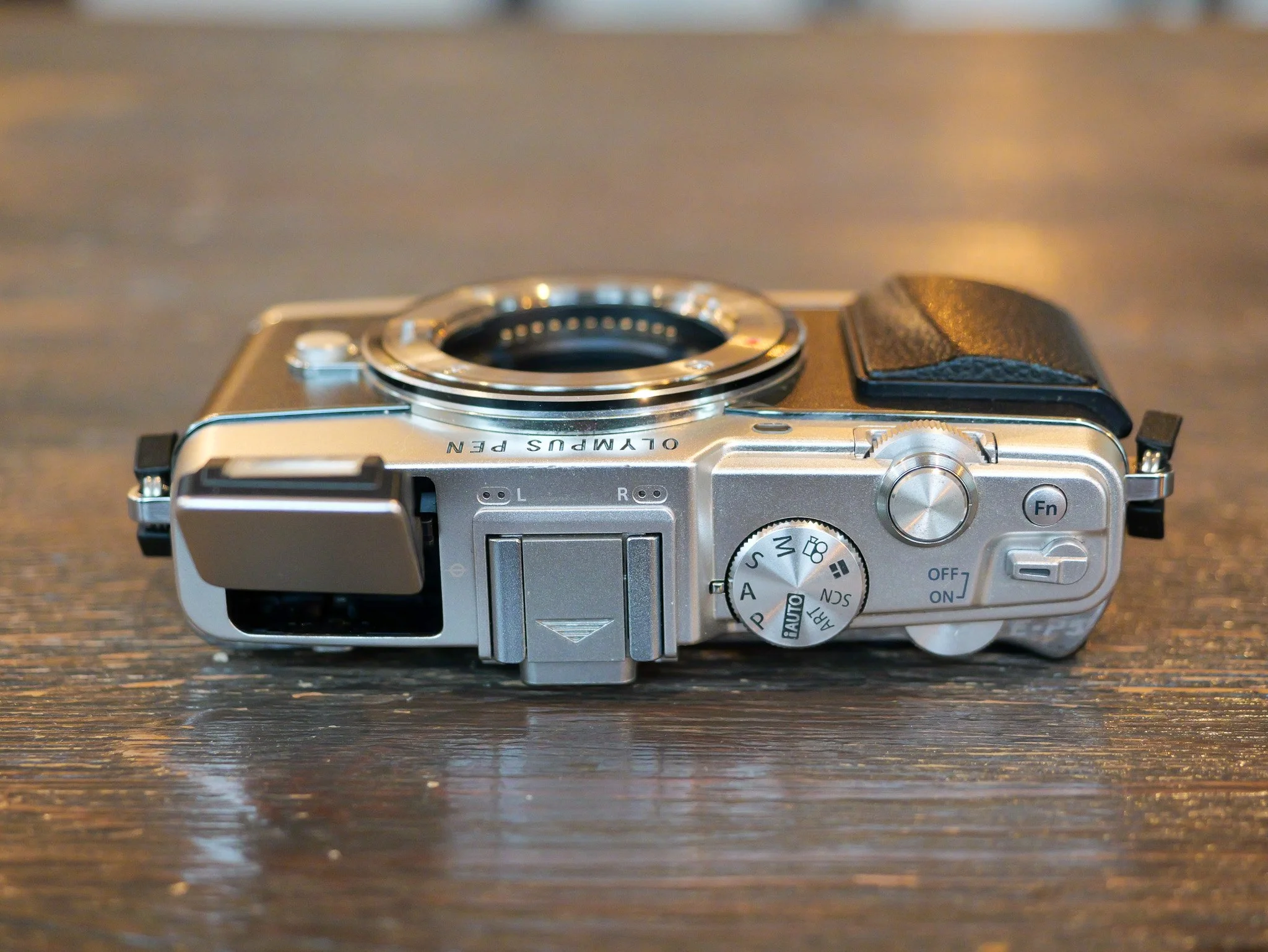 Olympus E-P5 Review - Top plate and Buttons