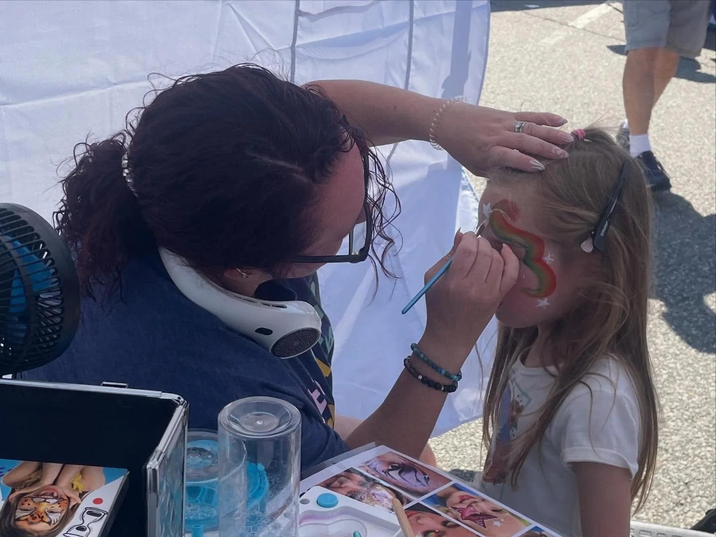 A big thank you to @dwtndenville for hosting an epic Fall Festival and for having me! Shoutout to all the parents who hung in there despite the crazy long line in what felt like summer heat. To my assistant, @jweber427- you’re the best! What a