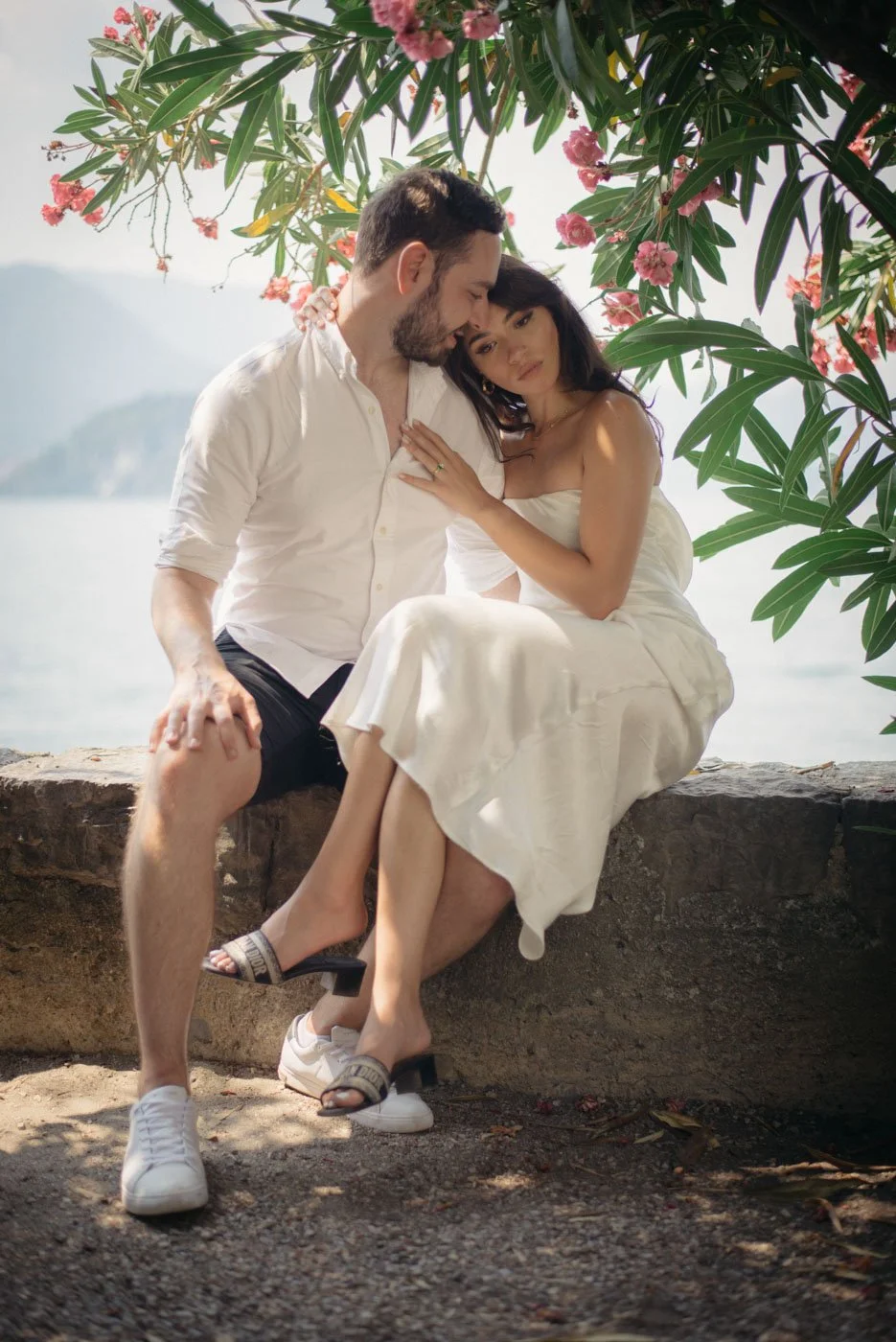proposal photographer lake Como Villa Monastero