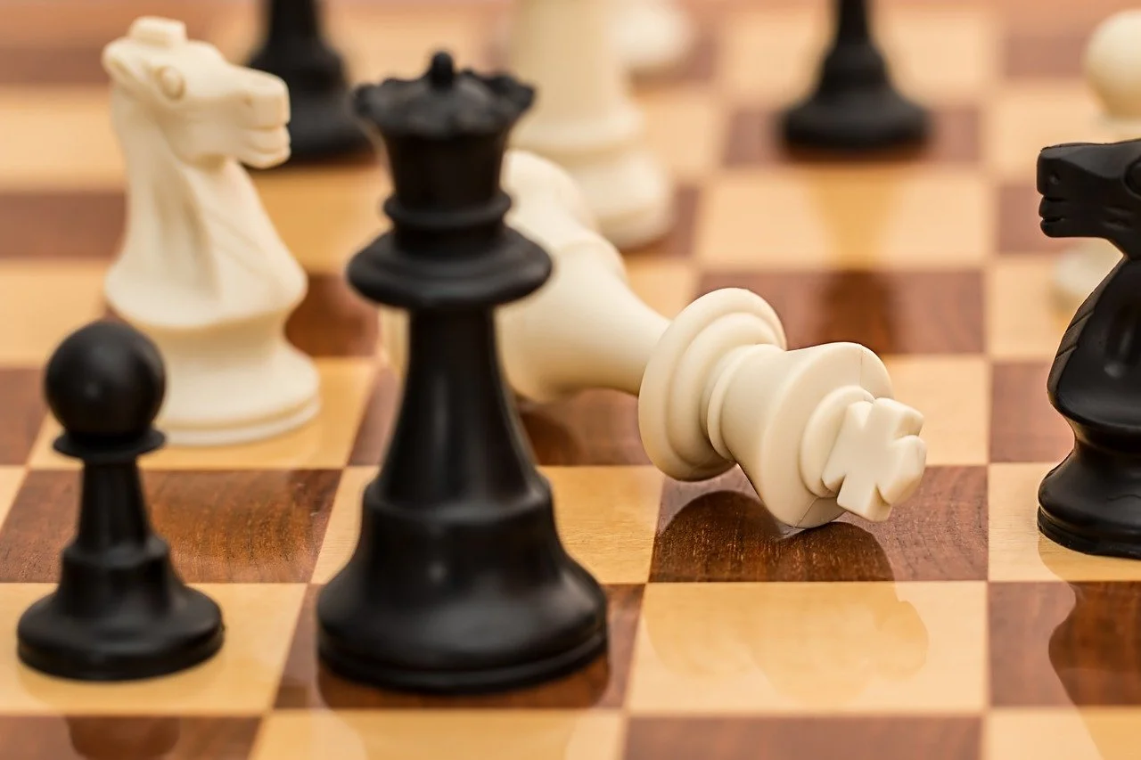 Chess rivals bury the hatchet in “anal bead” cheating scandal