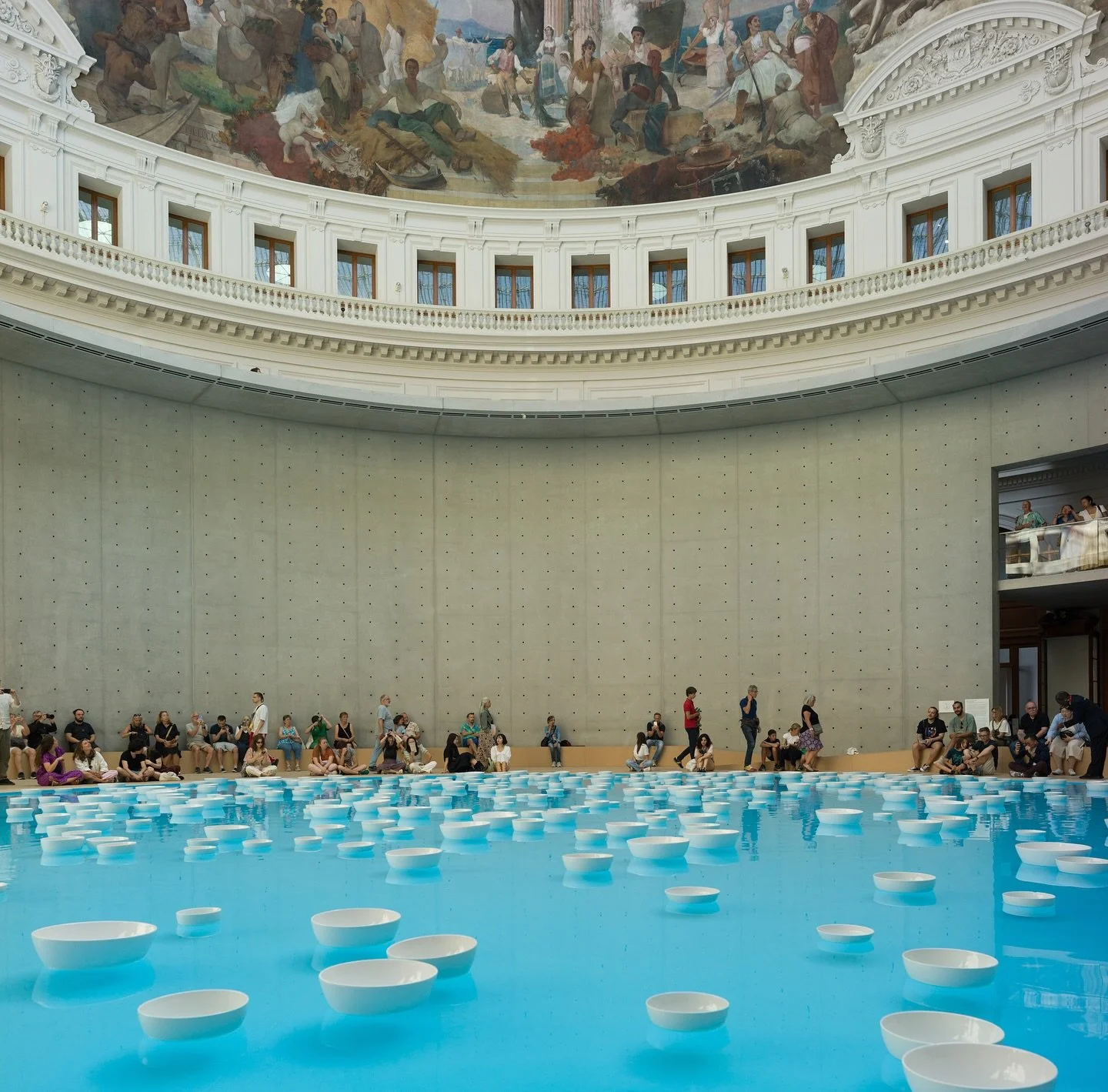 BOURSE DE COMMERCE

@boursedecommerce 

Shot by @jessemiltonlaver