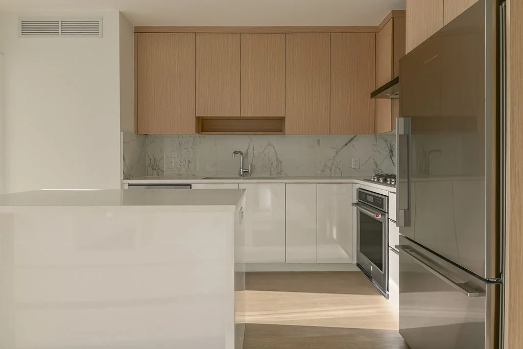Unit 2108-Kitchen2(MLS).jpg