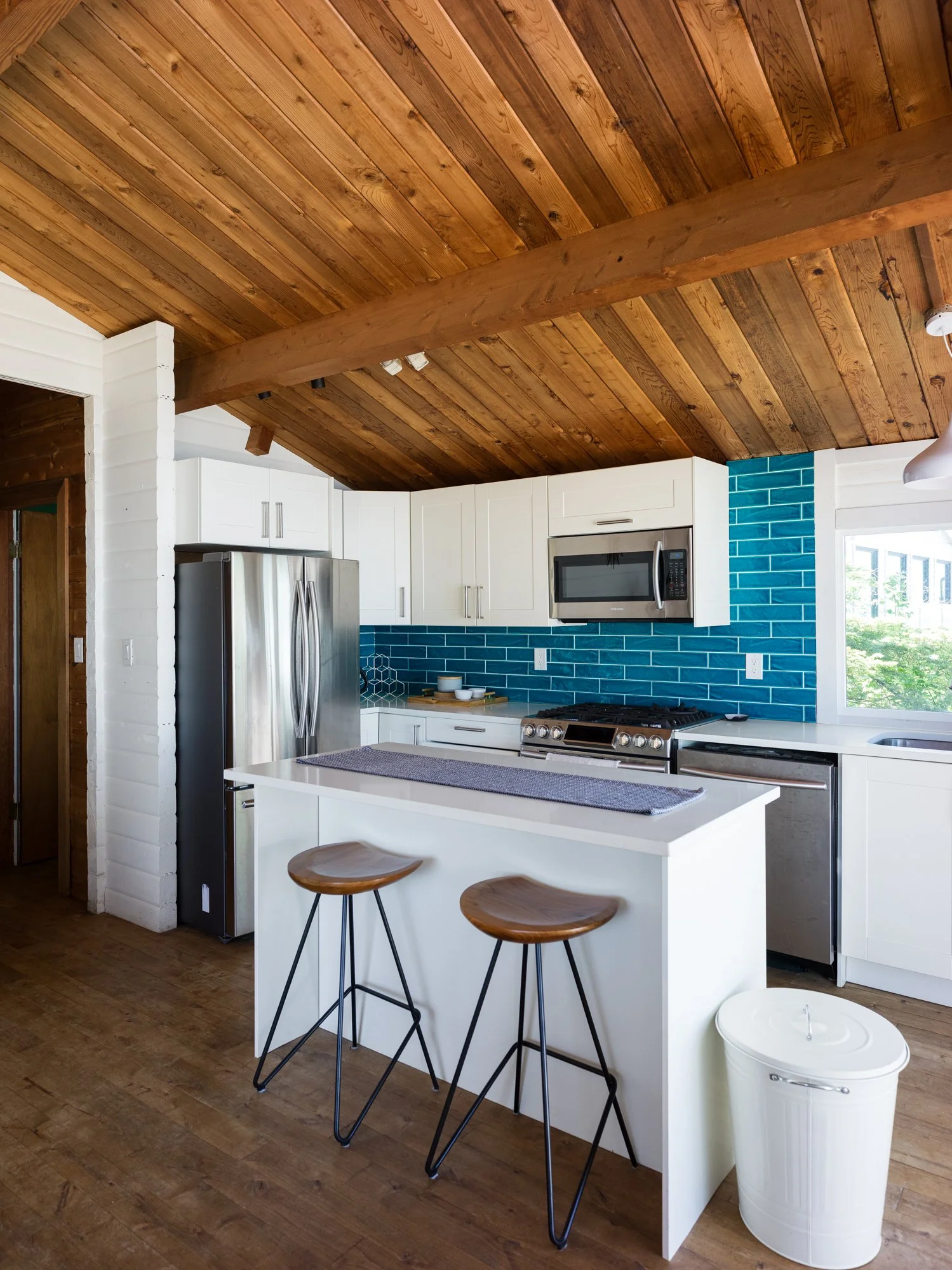 579 BAYVIEW