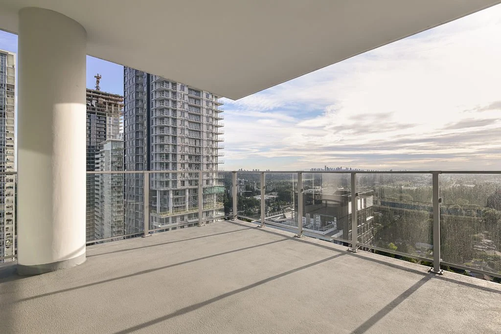 Unit 2108-Balcony(MLS).jpg