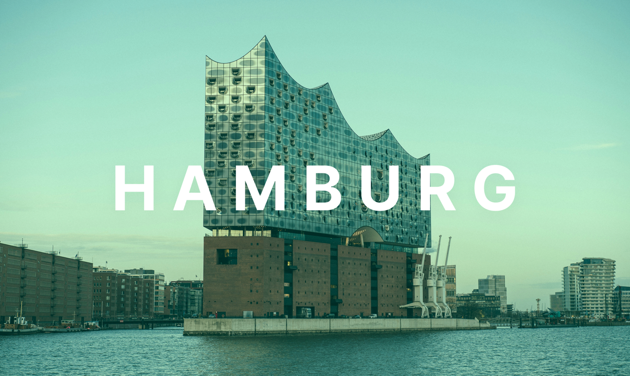 Hamburg harbour with the Elbphilharmonie