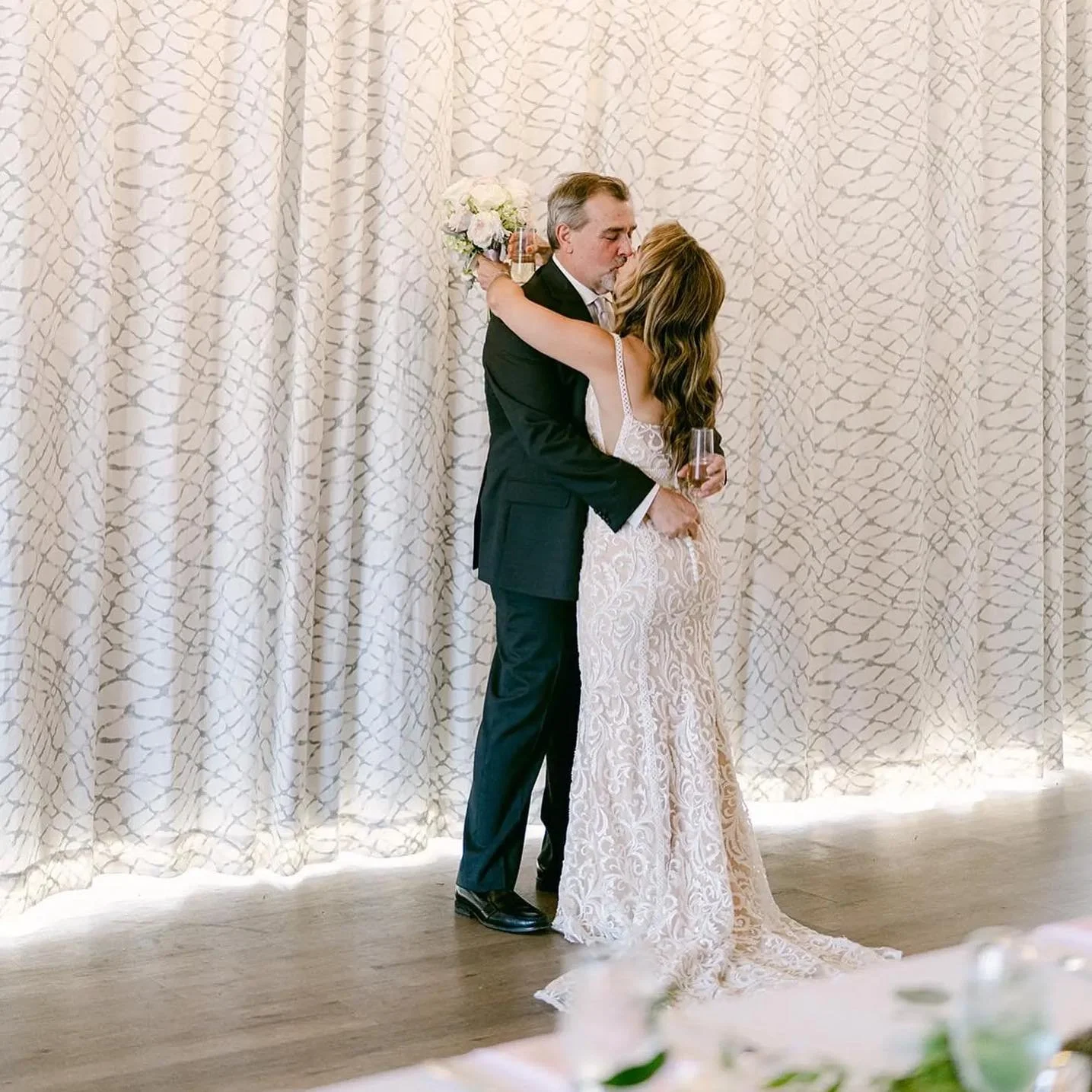 #TestimonialTuesday 〰️ &ldquo;Flawless Event&rdquo;

I&rsquo;m an older bride so using an event planner wasn&rsquo;t around for my first wedding. However, the venue required a day of planner and I could not have been more pleased. Allison was so grea