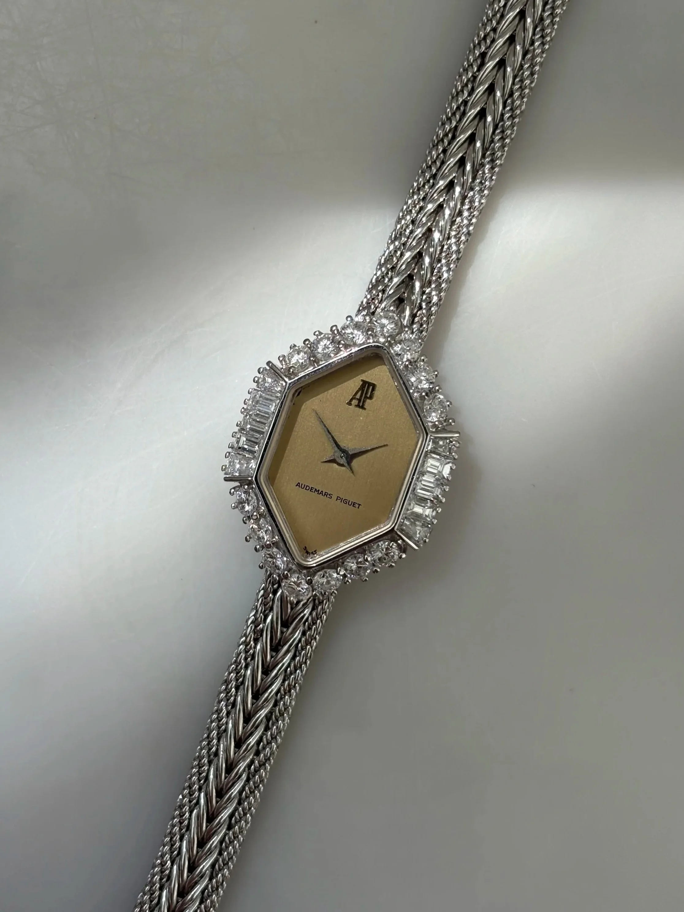 Audemars Piguet Mini Cocktail Watch White Gold Hexagon Case Fancy Diamond Set Bezel ref. 8857 526