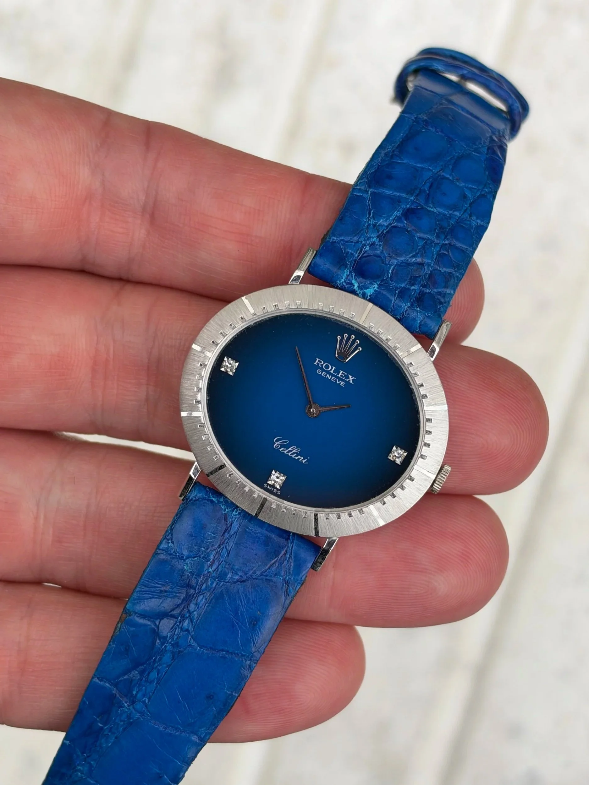 Rolex Cellini White Gold Oval Blue Ombre Dial 3,6,9 Diamond Indexes ref. 4083