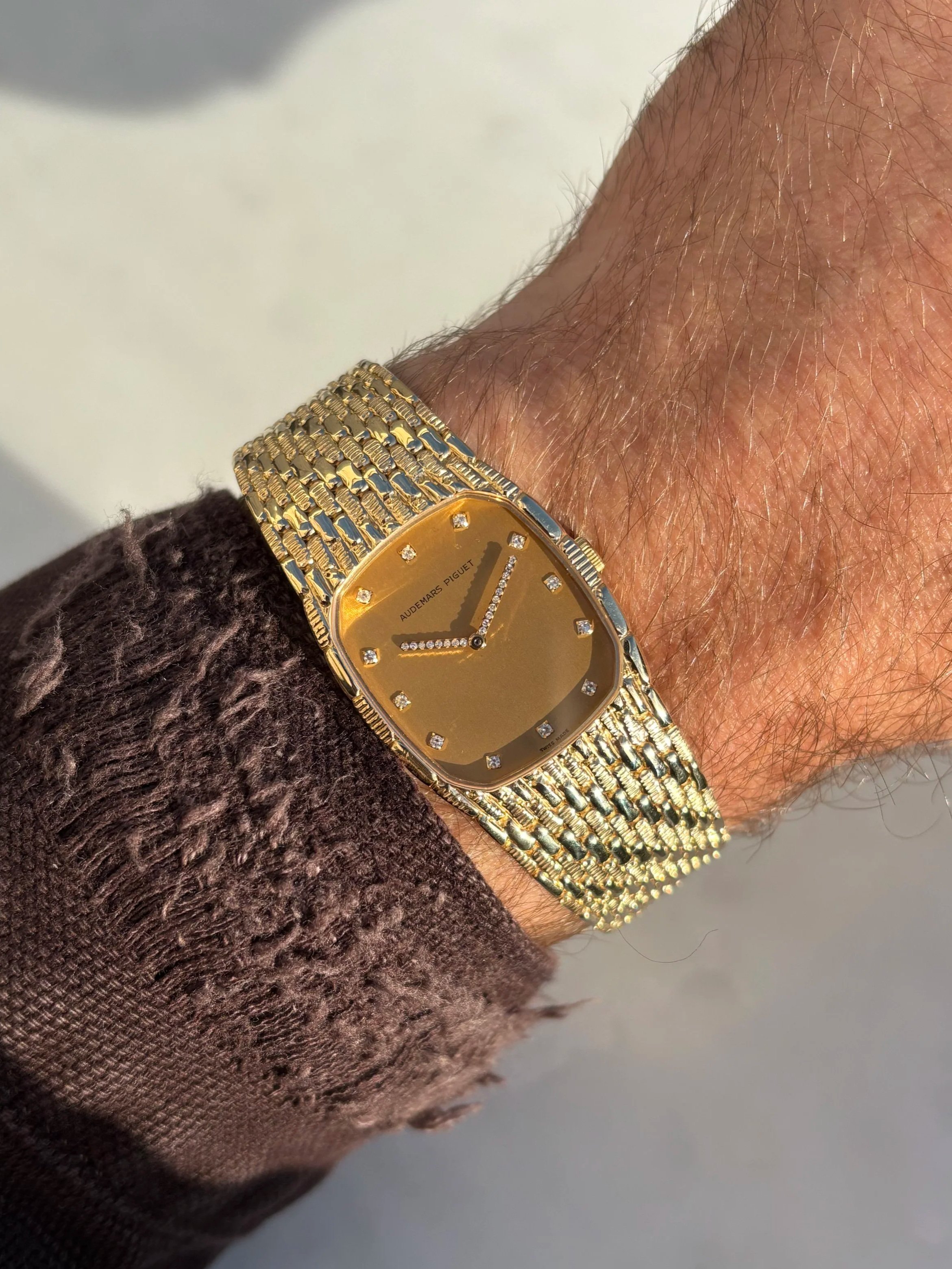 Audemars Piguet Cobra Yellow Gold Champagne Dial, Diamond Indexes & Hands ref. 14585 BA