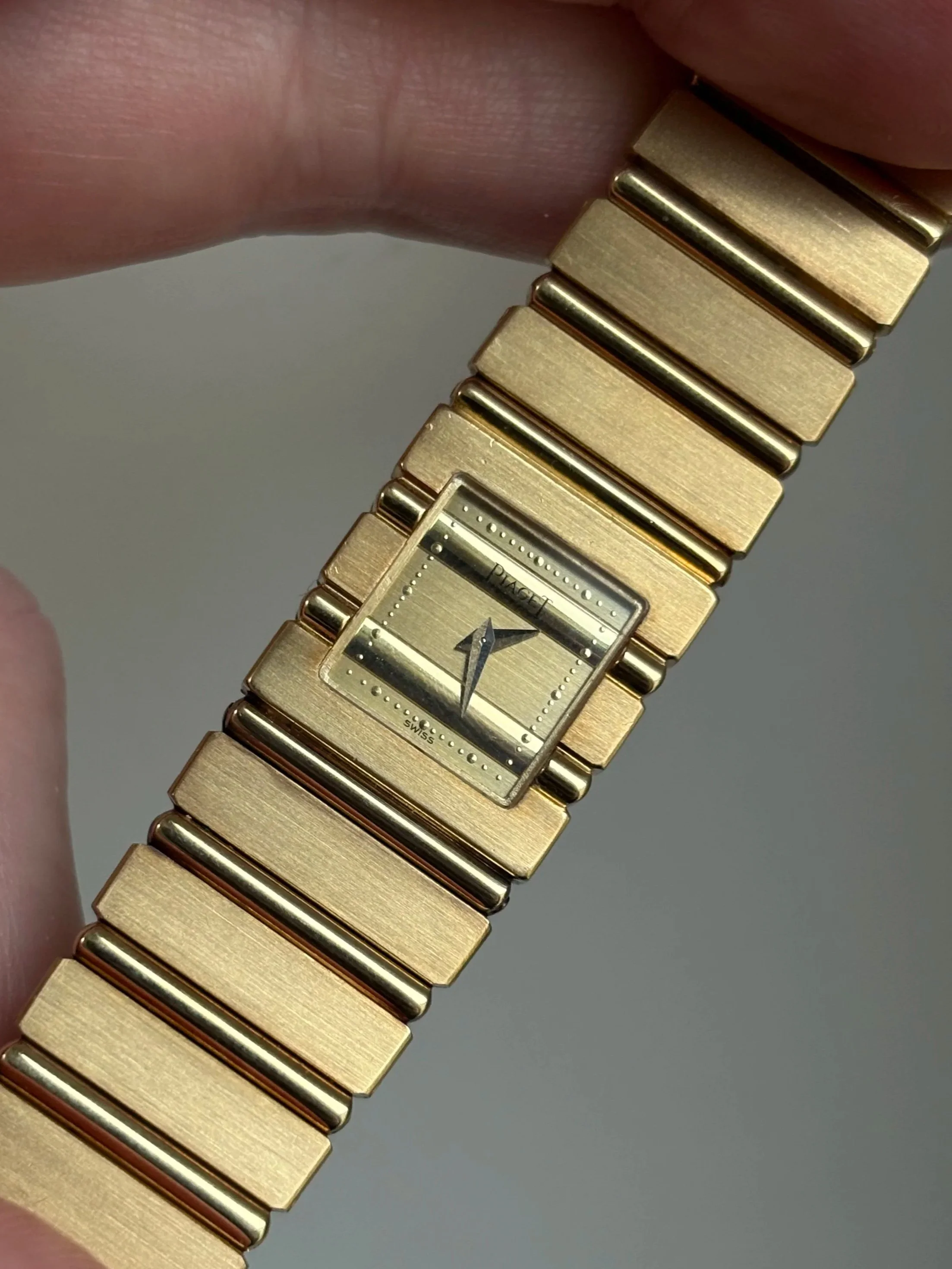 Piaget Polo Midi Cuff Yellow Gold ref. 15301 C701