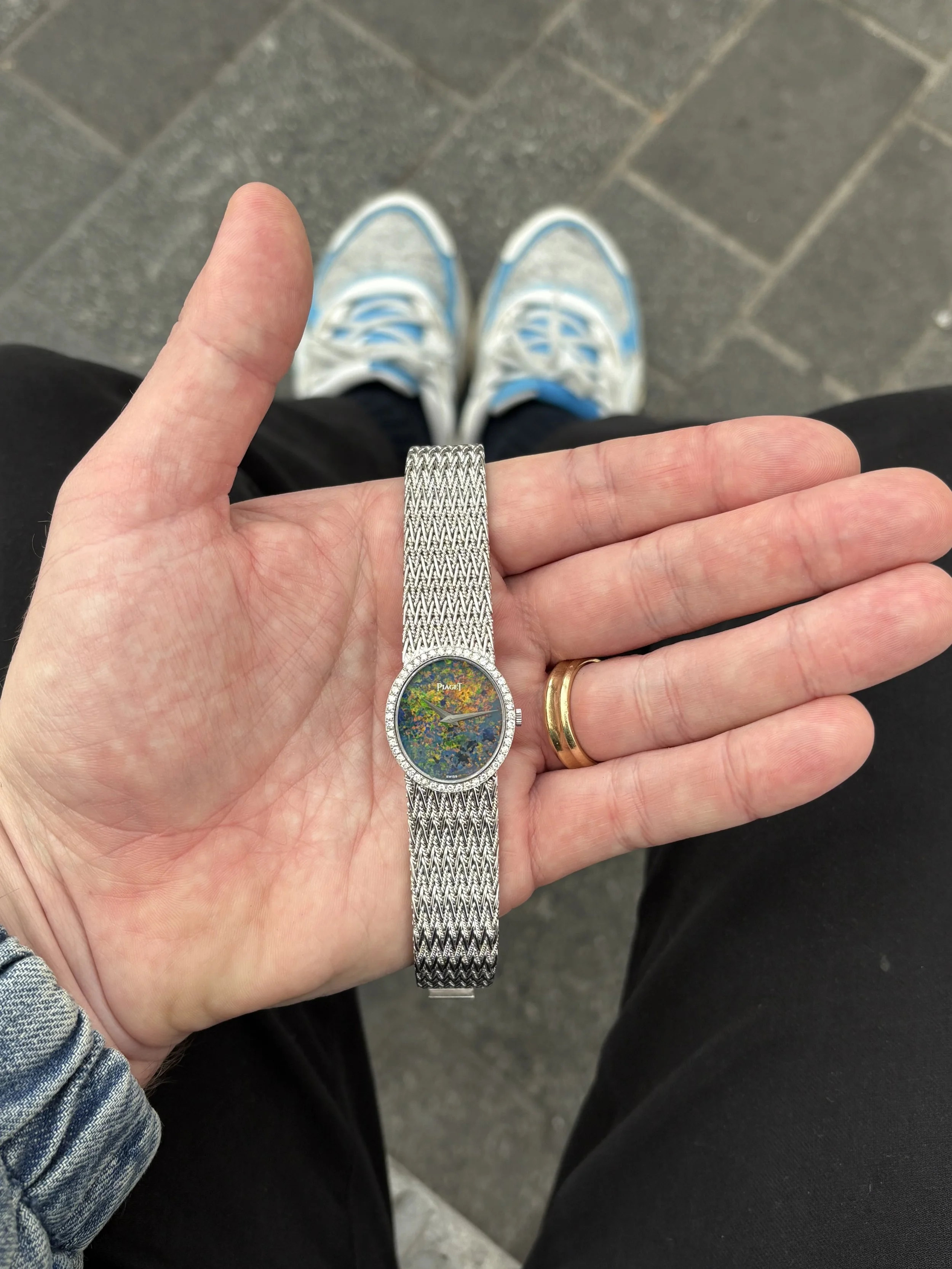 Piaget Ellipse White Gold Opal Stone Dial & Diamond Bezel ref. 9825 D11 w/ Service Paper