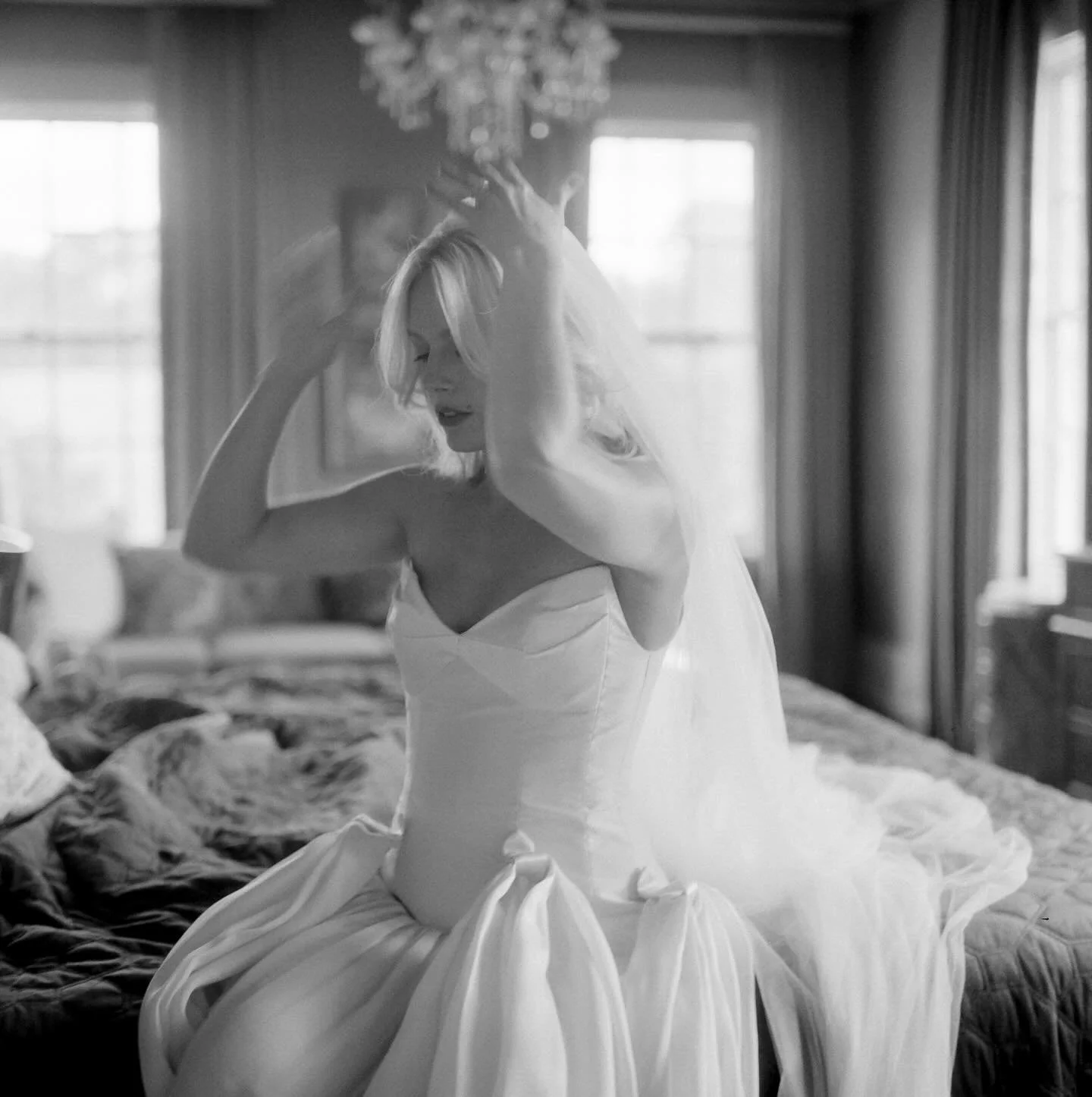 Favorite type of bridal portraits 💕