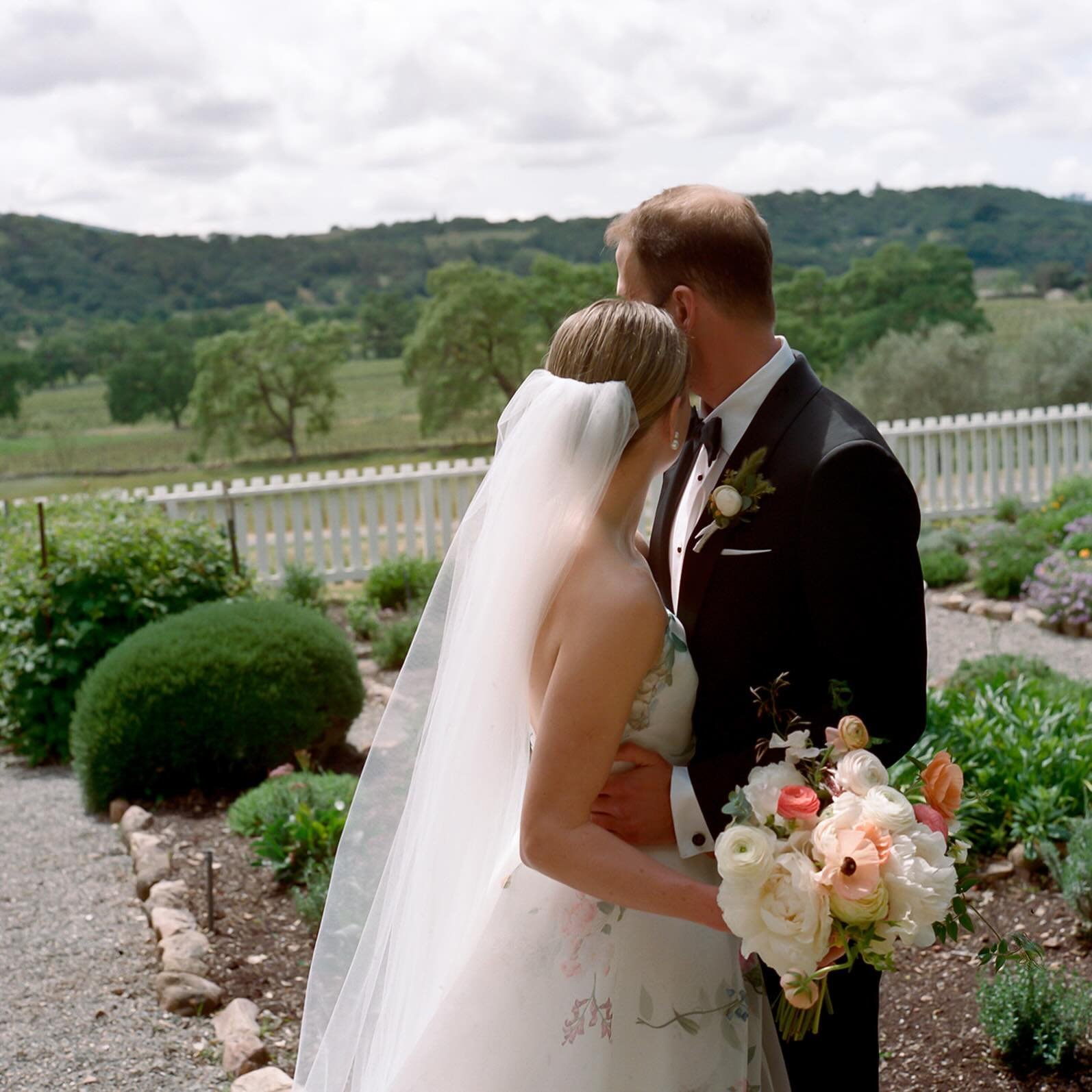First half of Brooke and George&rsquo;s day &mdash; revisiting this wedding is always a treat 💕