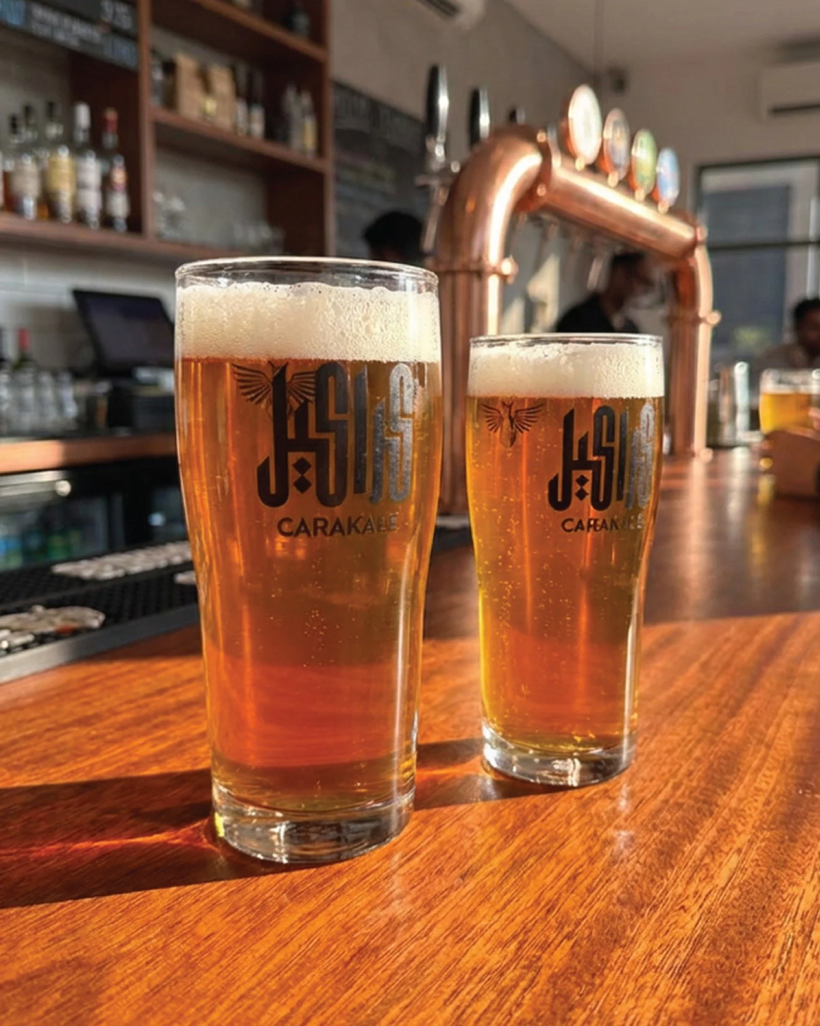 330 ml or 460 ml, choose your perfect pour, Carakale Craft Glass. 
Order Now: https://coloradotrading.odoo.com/shop/carakale-beer-glass-460ml-4545?category=2