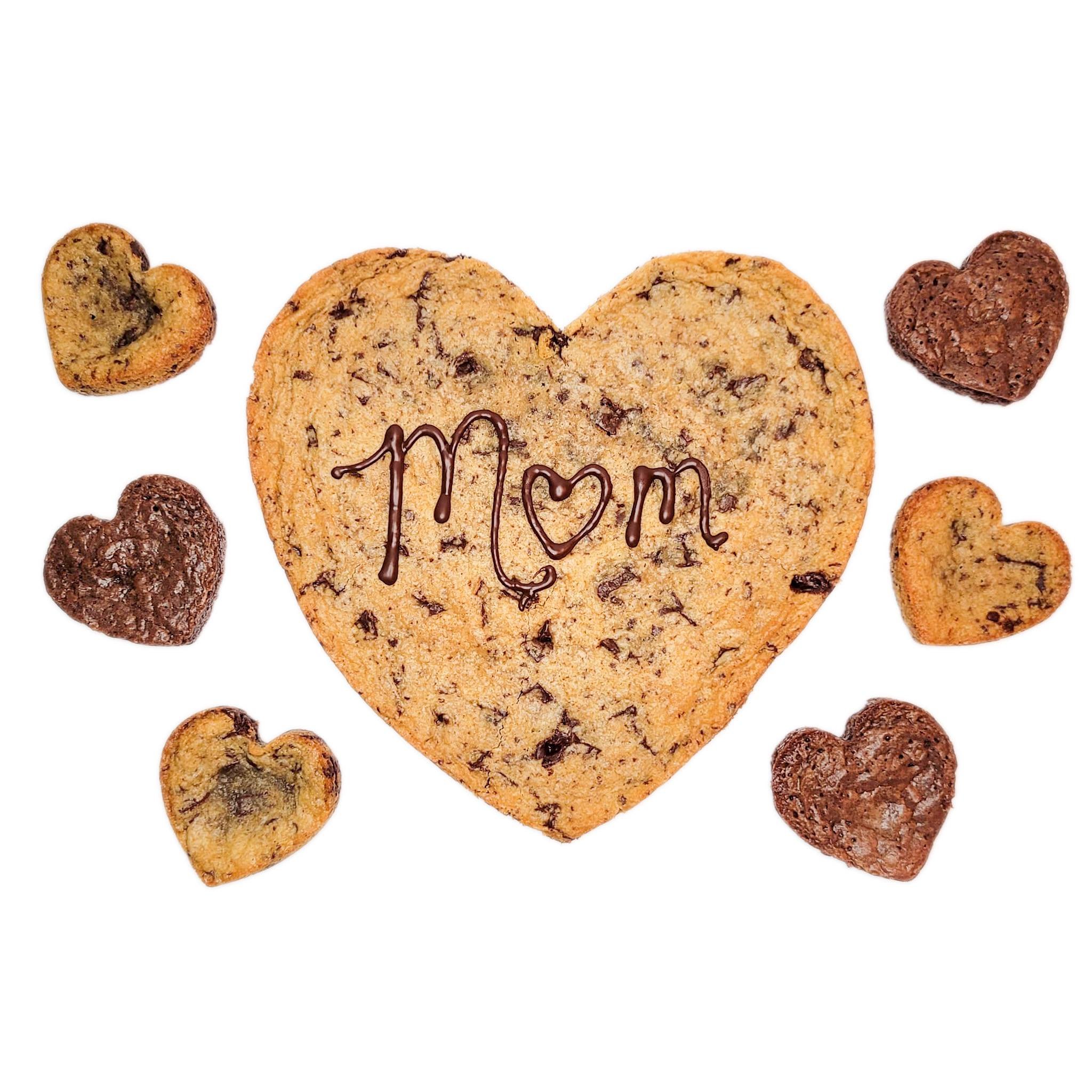 🌸 One week until Mother&rsquo;s Day! 💕 
Cherish your mom this Mother&rsquo;s Day - biological, adopted, step-moms, fur baby moms, and every nurturing soul who fills the role of &lsquo;mom&rsquo; in our lives by giving them a sweet treat! 
Order tod