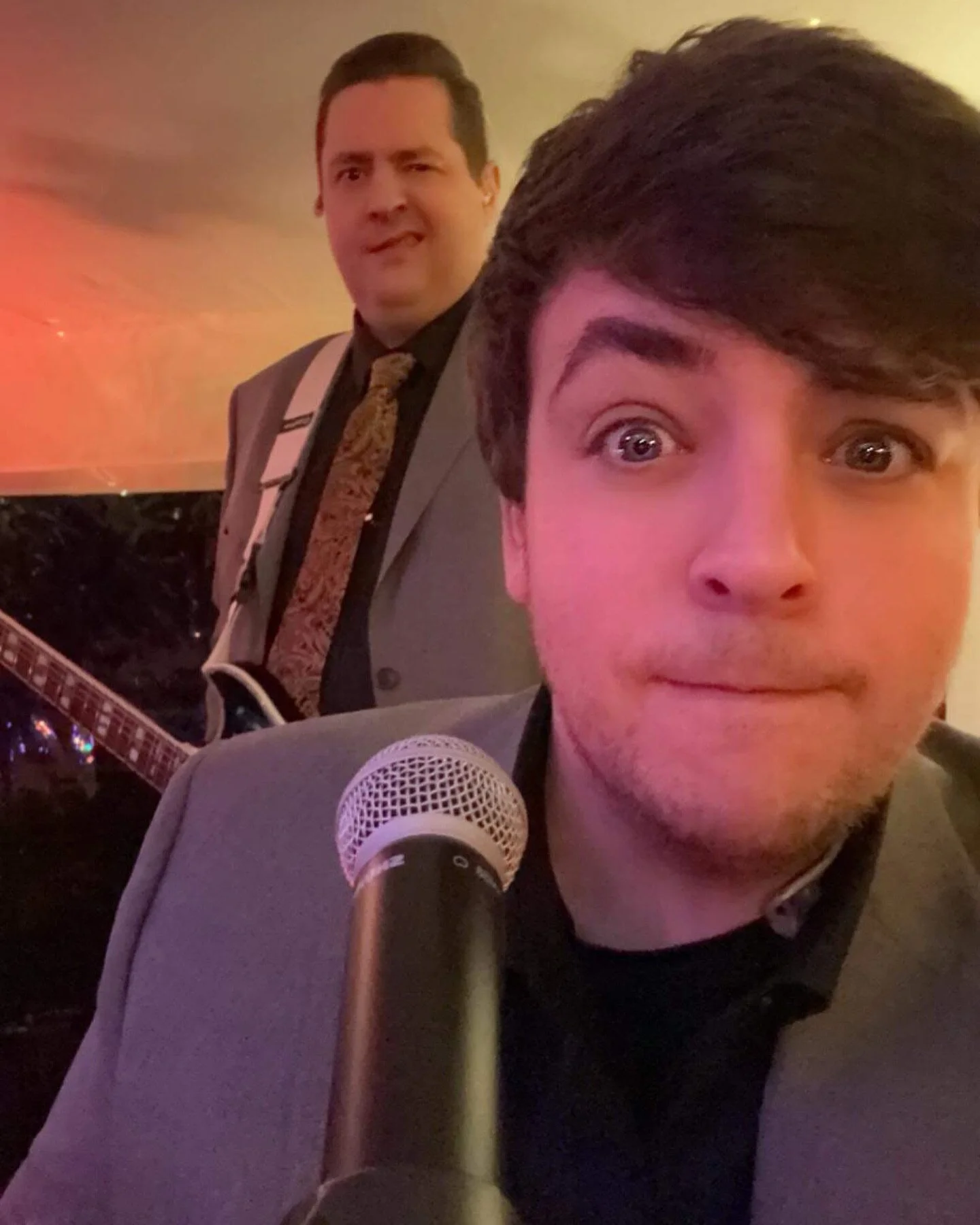 Monday Mood 🥴 have a good week everyone 🤘🏼We&rsquo;re ready for more fun weekends rocking out with you all soon 🎸🎤

For bookings DM us or visit our website: link in the bio 

www.mkexperienceband.com