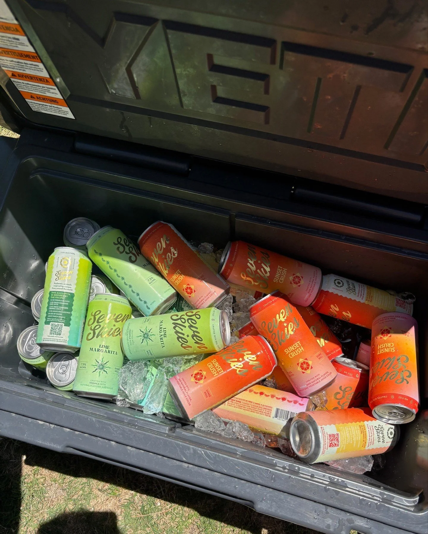 Cooler packed. Vibes unlocked 🍹❄️

Sunset Crush 🌅 + Lime Margarita 🍋 are chilling and ready for wherever the day takes you.

16oz cans &bull; 7.5% ABV &bull; real spirits &bull; no fizz