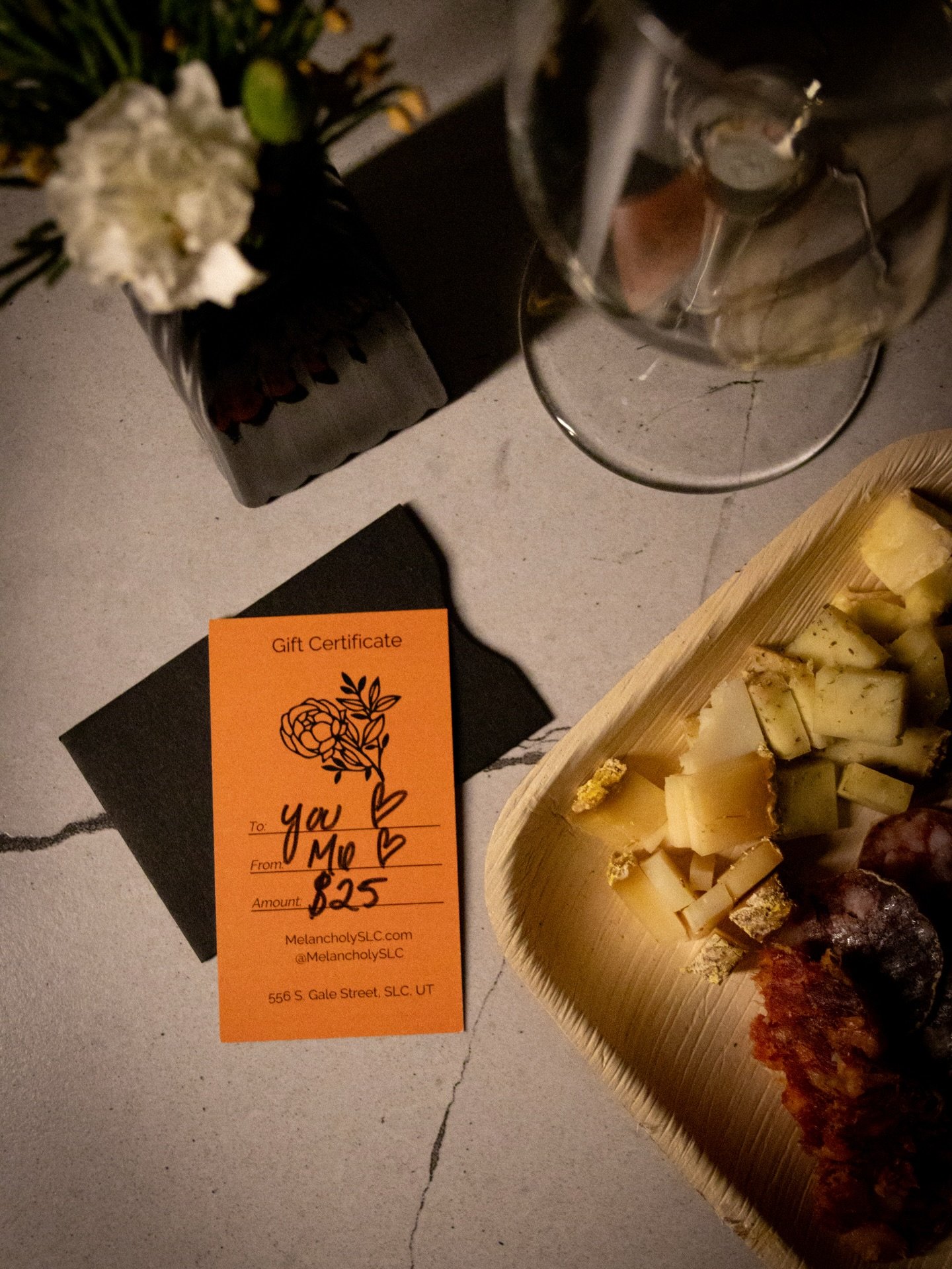 In need of a last minute gift for your favorite wine lover? Come grab a gift certificate! Available in person during open hours. 

#slcwinebar #utahwinebar #winelovers