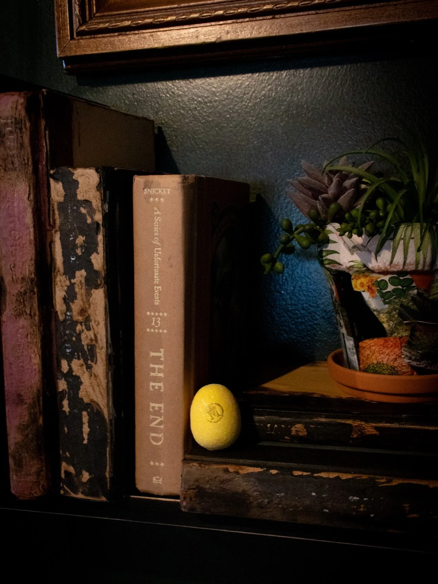 It&rsquo;s Easter weekend! We simply can&rsquo;t leave all the fun to the kids&hellip; come hunt for the golden egg! We will have one winner, per day, through Sunday. Each day the egg will be hidden somewhere in the bar. Find it and give it to the ba