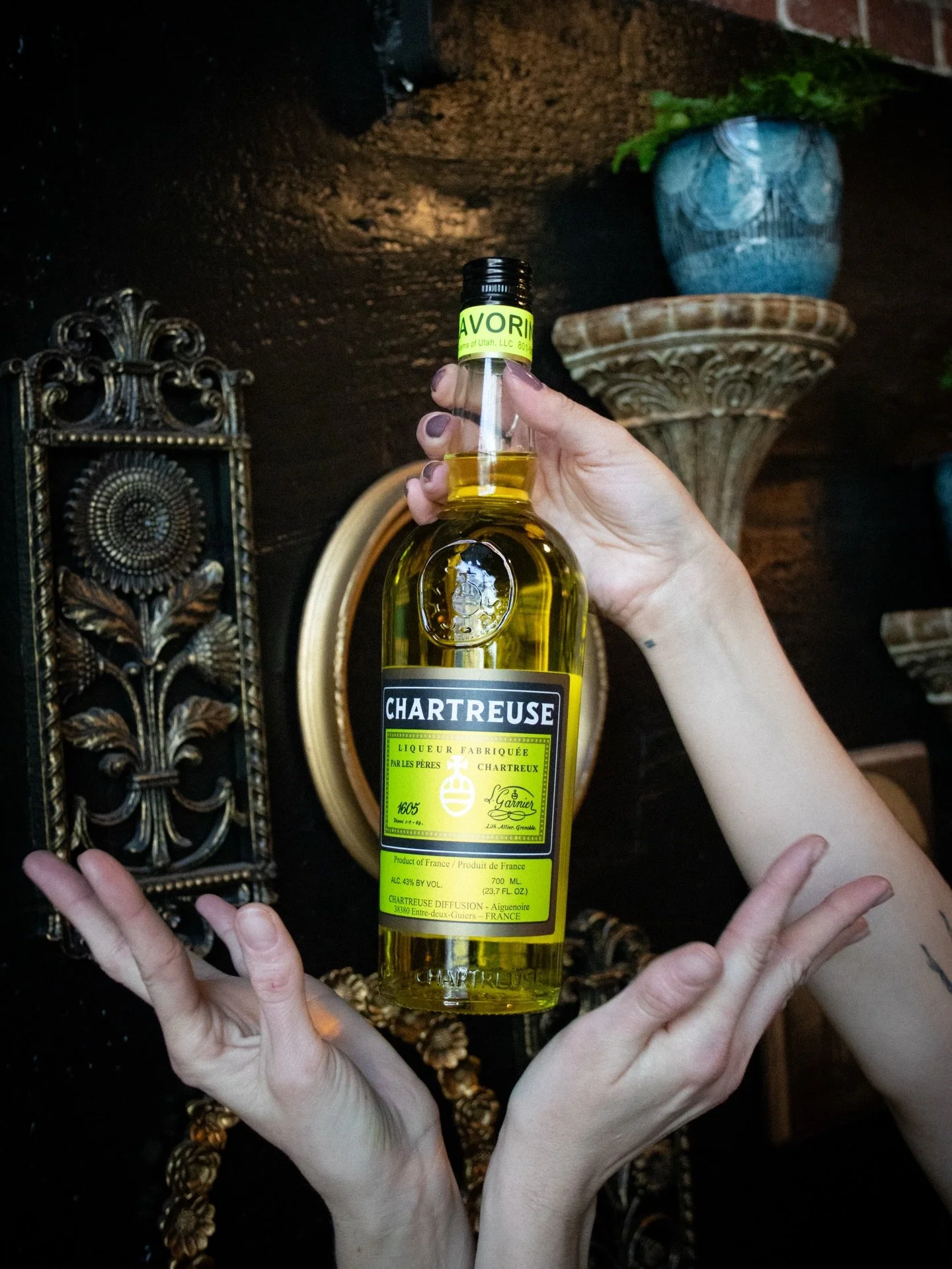 Heyyy look what we got our hands on 👀
Come treat yourself to a classic! Patio is open, sun is shinning, &amp; we&rsquo;re ready for you!

#slccocktails #slcpatio