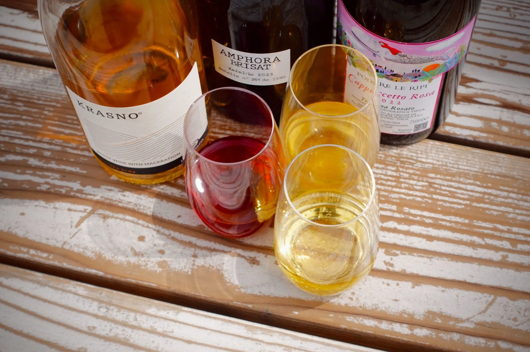 Weekdays are for wine lovers✨
Meet Autumn Leaves: Our newest wine flight, available Sunday&ndash;Thursday! This sommelier-curated selection was inspired by autumn leaves and their changing colors, the colors of fall🍂

This wine flight features:
🍷 S