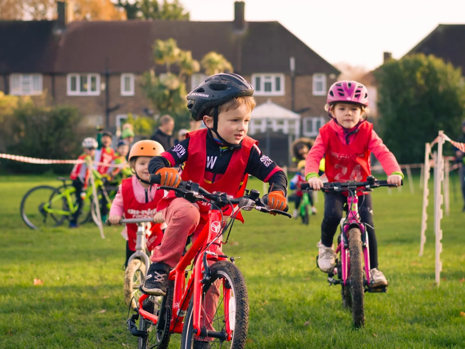 PHOTO-2025-12-08-15-49-43 13.jpg