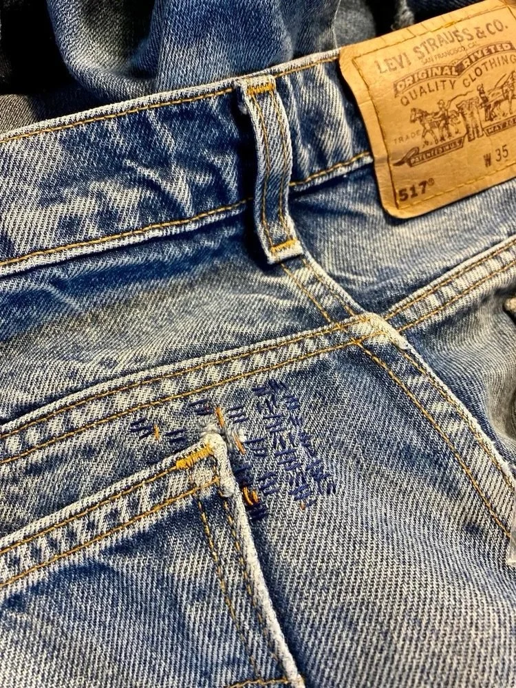 MENDING &amp; ALTERING: DENIM - Starting May 2nd
Learn the basics of mending &amp; altering denim: patch, hem, sashiko, take-in, and work on your own garments with our expert guidance, tips, tricks, and hacks from our years as a tailor shop!

Jeans a