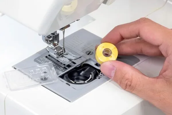 FD216-PP-Dropin-bobbin-600x404.webp