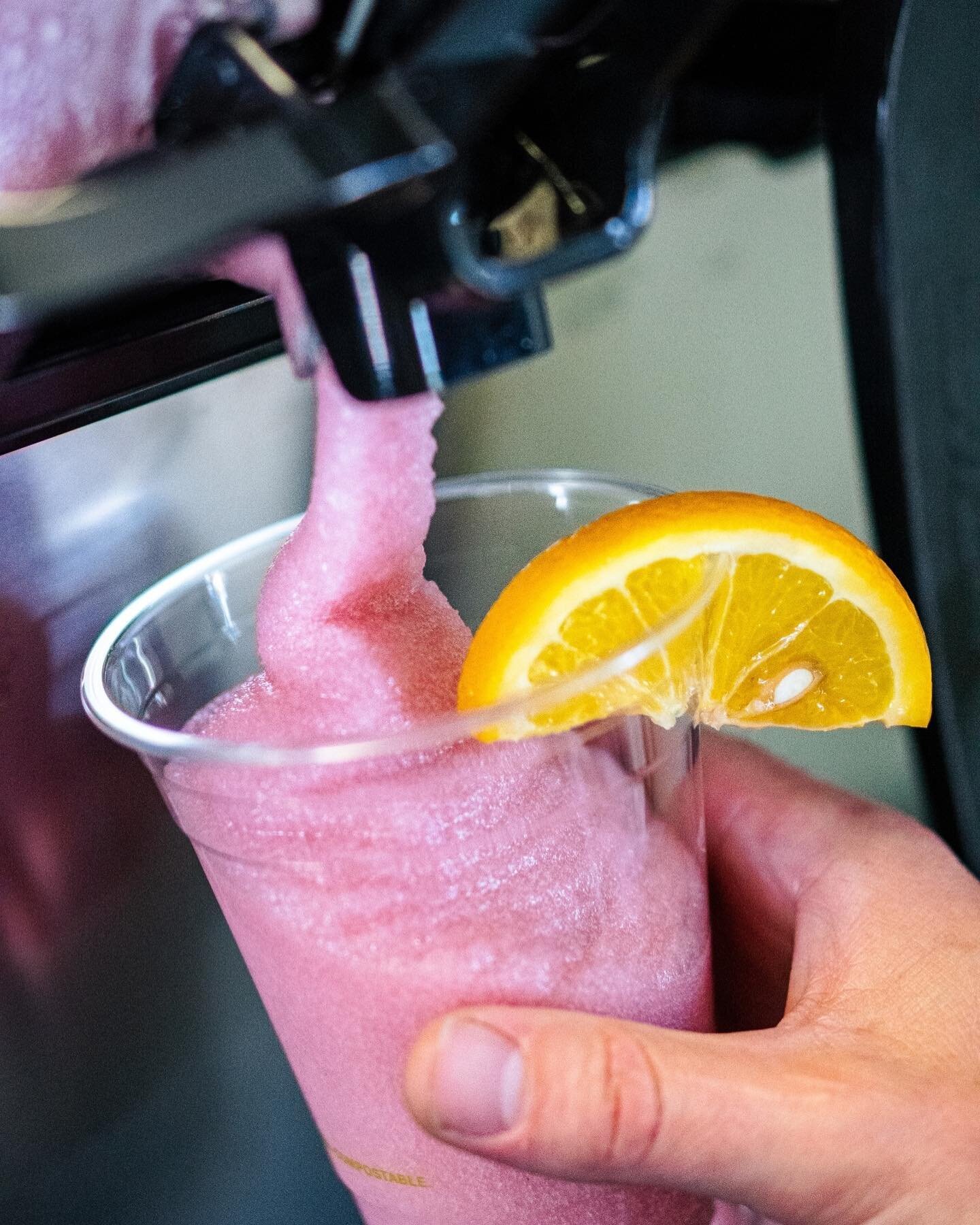 Here at The Wisp on Bald Head Island&hellip; we love a Monday! Come see why! #FROS&Eacute; #WillOTheWisp #BHI