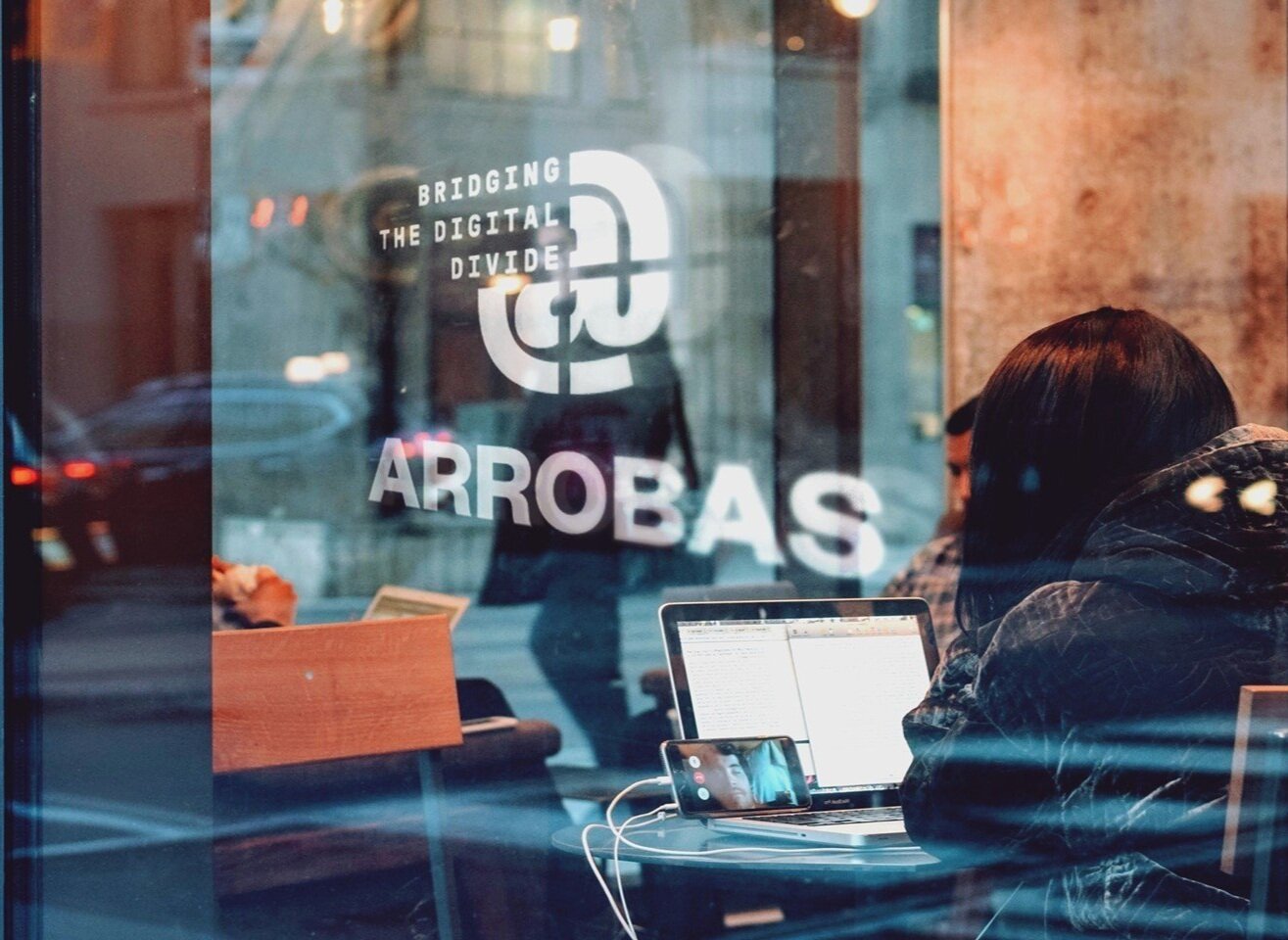 Arrobas+%7C+Branded+Door+Signage+by+The+Beauty+Shop%2C+a+women-owned+creative+agency