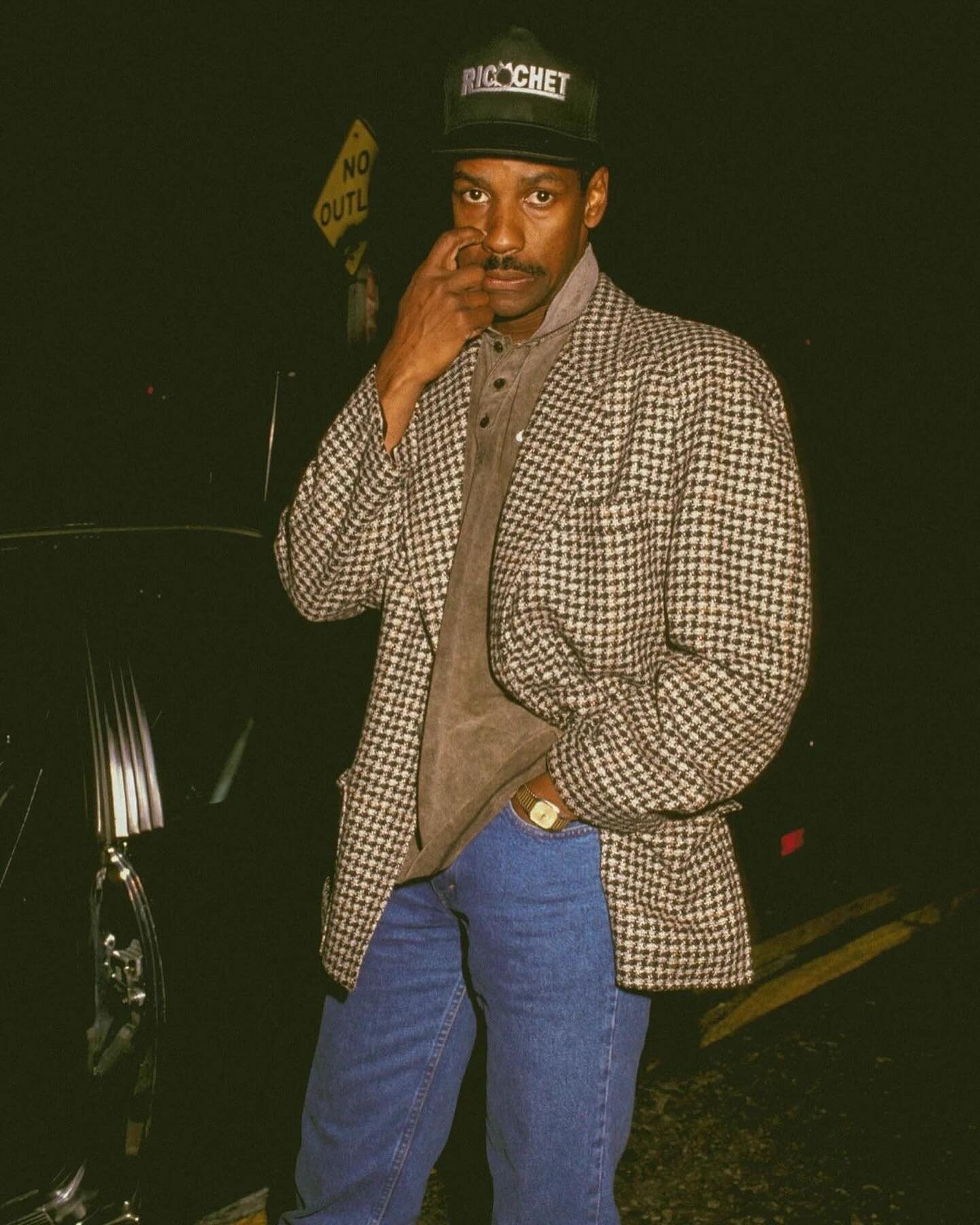 It&rsquo;s a Denzel Washington Wednesday kind of day because why not. 🔥
#thetidalist #dappermen #style #denzel #denzelwashington #vibes #hombres