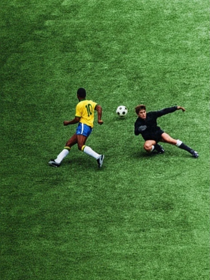 the people&rsquo;s sport ⚽️
#thetidalist #vamos #soccer #worldcup #futbol