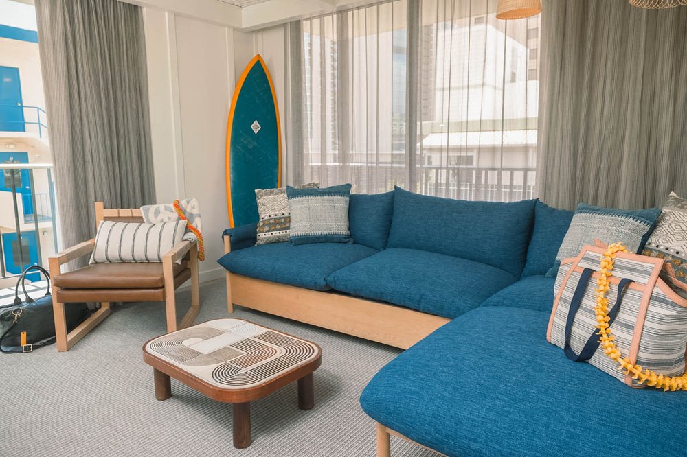 The_Surfjack_3_Bedroom_Suite_Living_Area2.jpg