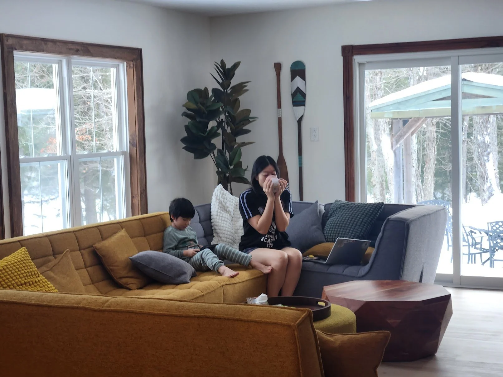 Slow mornings 🍵☀️