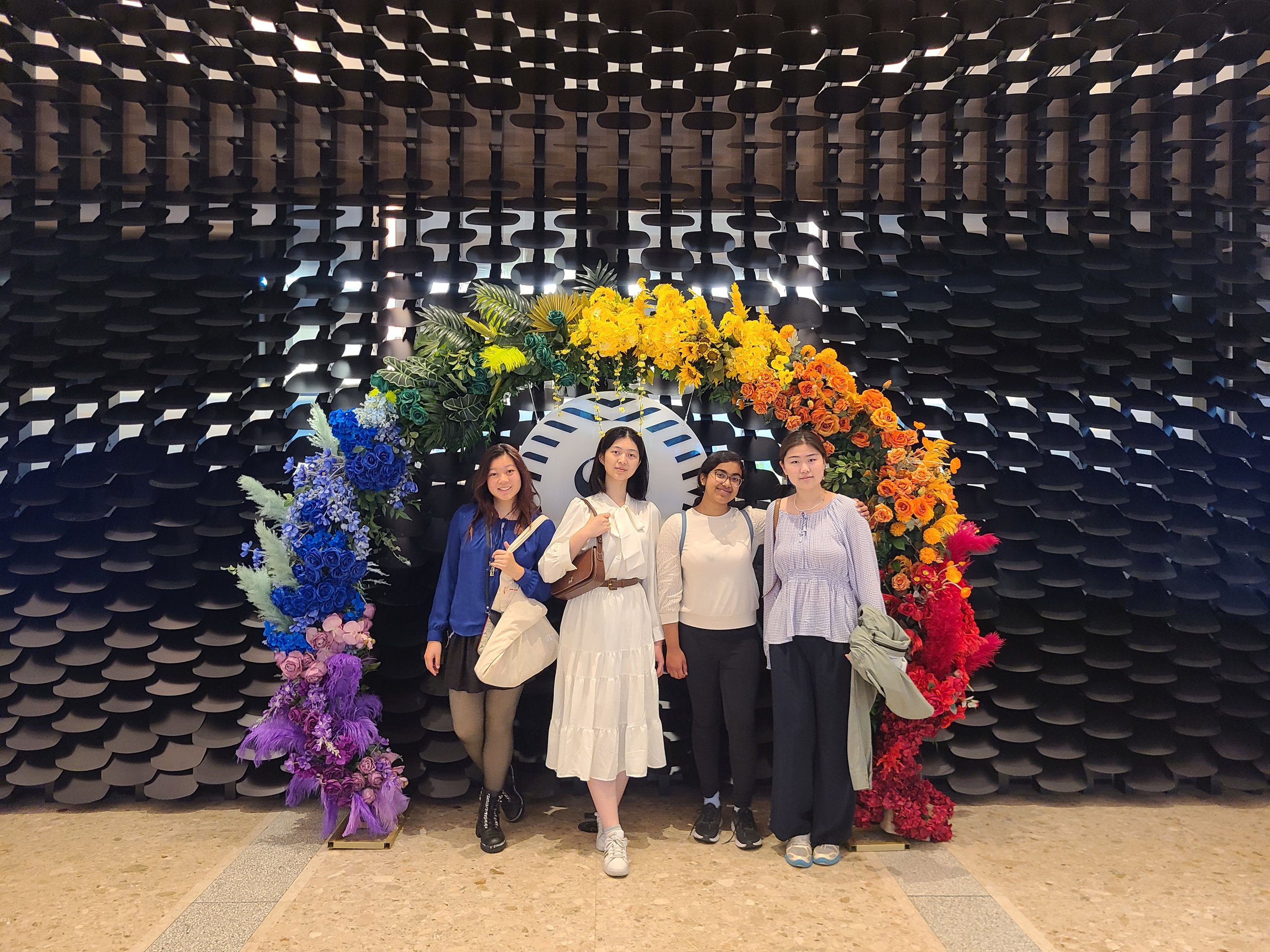 Today we were supposed to hang out at the Art Gallery. Little did we know we would get lost for an hour inside a train station, and then spend another hour inside court listening to a hearing.