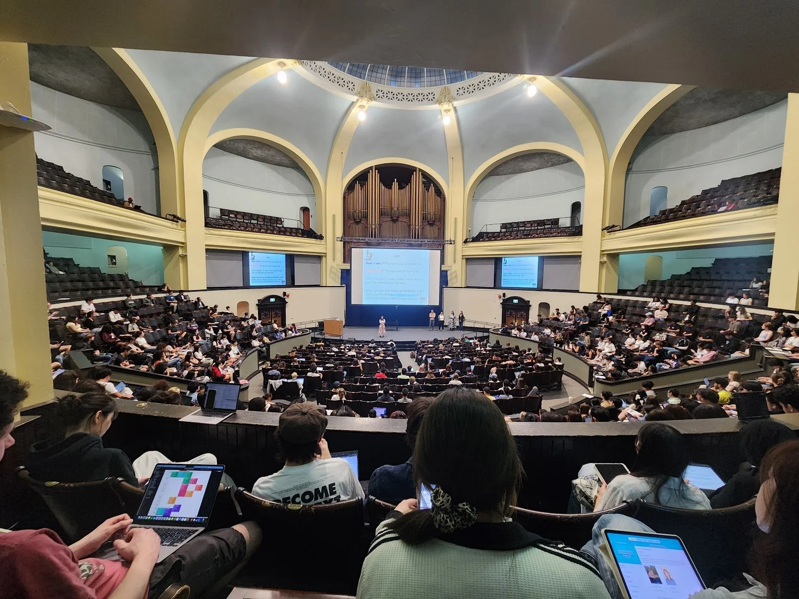 My bio lecture fills up convocation hall!! 🫨