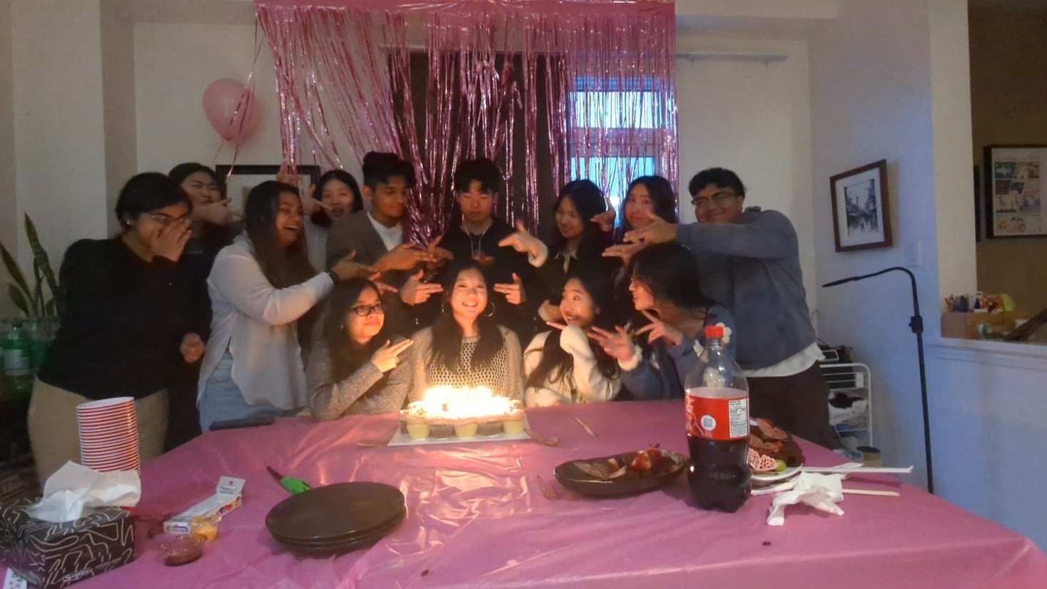 I'm so grateful for my friends that organized my suprise 18th birthday party!! 🎉 I love you guys sm. 😁😭
