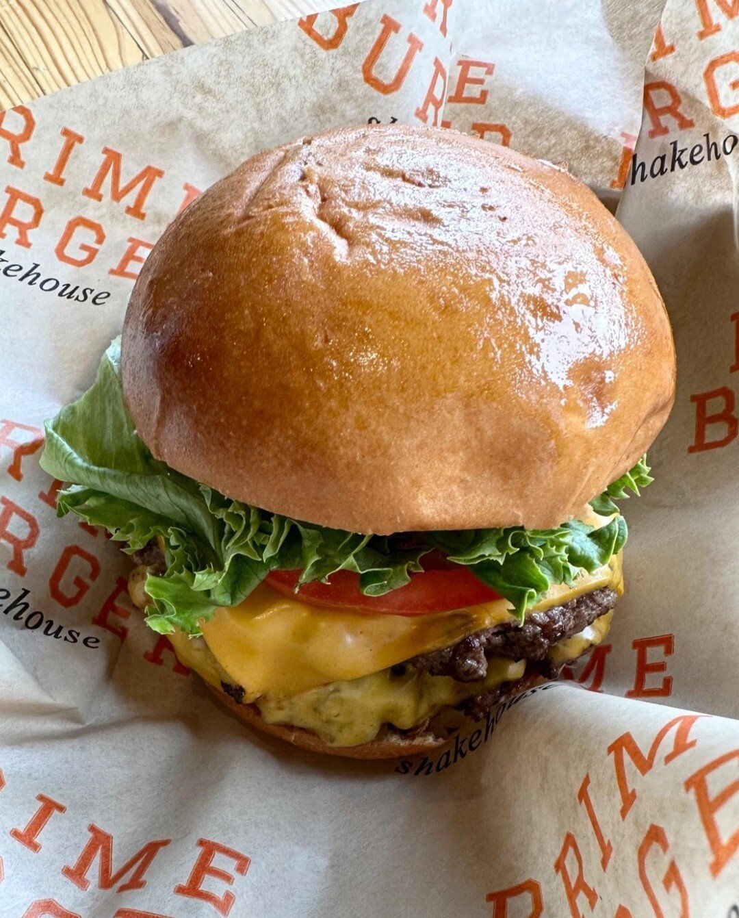 Life is better with a burger 🍔
Place an order for takeout or delivery through our website.

#primeburger #burgerlover #burgersandfries #upstateny #troyny #upstatenylife #takeout #grubhub #familyfun