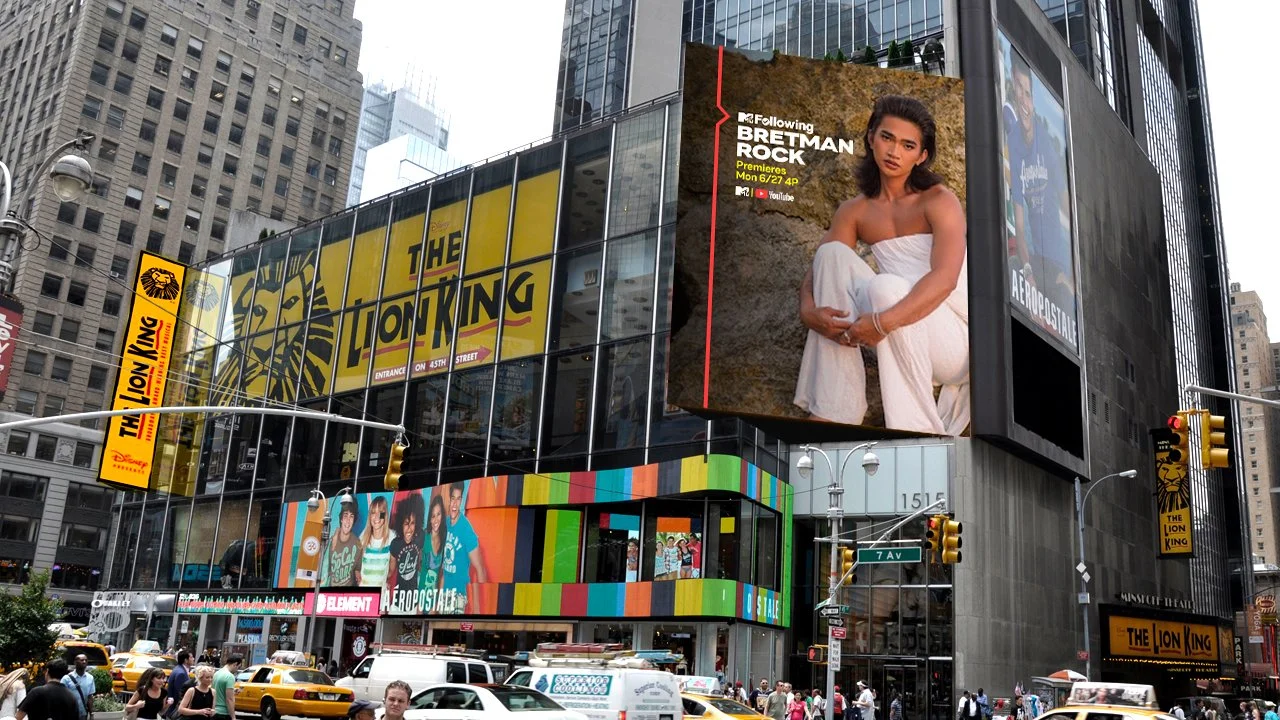 _FBR_Billboards_1515-Ex_1176x1464_insitu-right_2.jpg