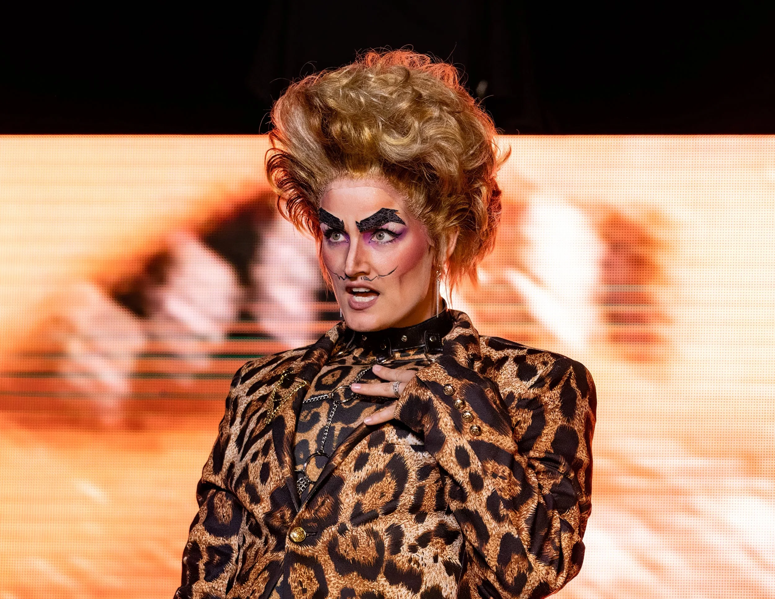 Cyril_Cinders_performing_during_Queens_and_Kings_of_Pride,_Windsor-Essex_Pride_Fest,_2025-08-09_11.jpg