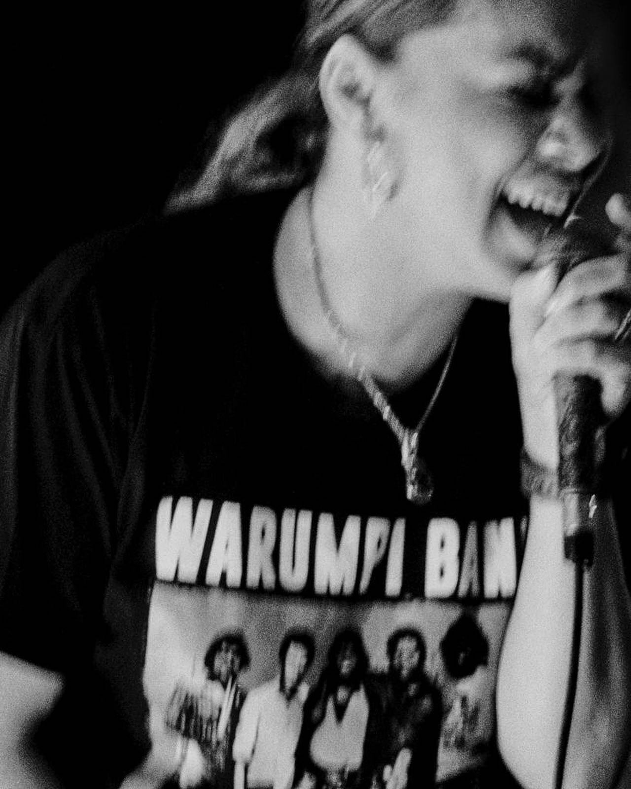 Following a successful launch of the Tawny Grogmouth 3.0 at Buckettys late last year the magnificent Prinnie Stevens and her band graced the stage with a captivating performance

These images, taken by BAD photographer Renate Rienmuller, just landed 