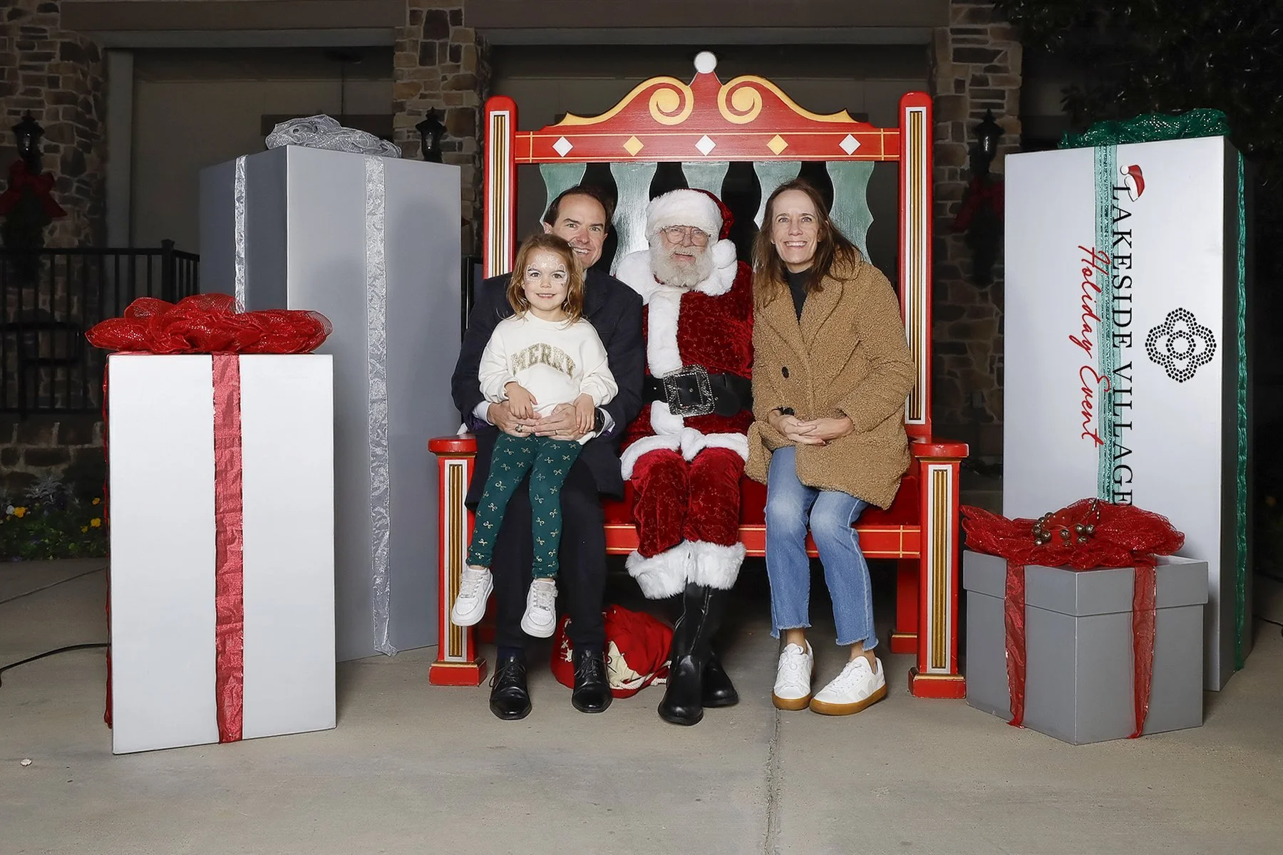 120325 Lakeside Holiday Event-0087.jpg