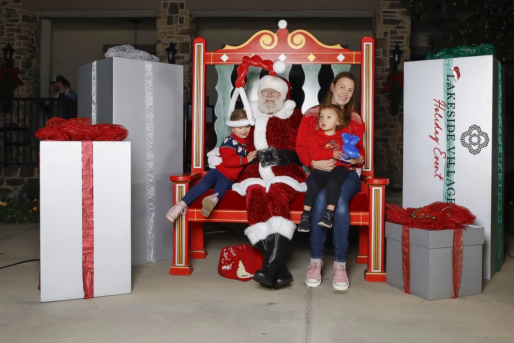 120325 Lakeside Holiday Event-0194.jpg