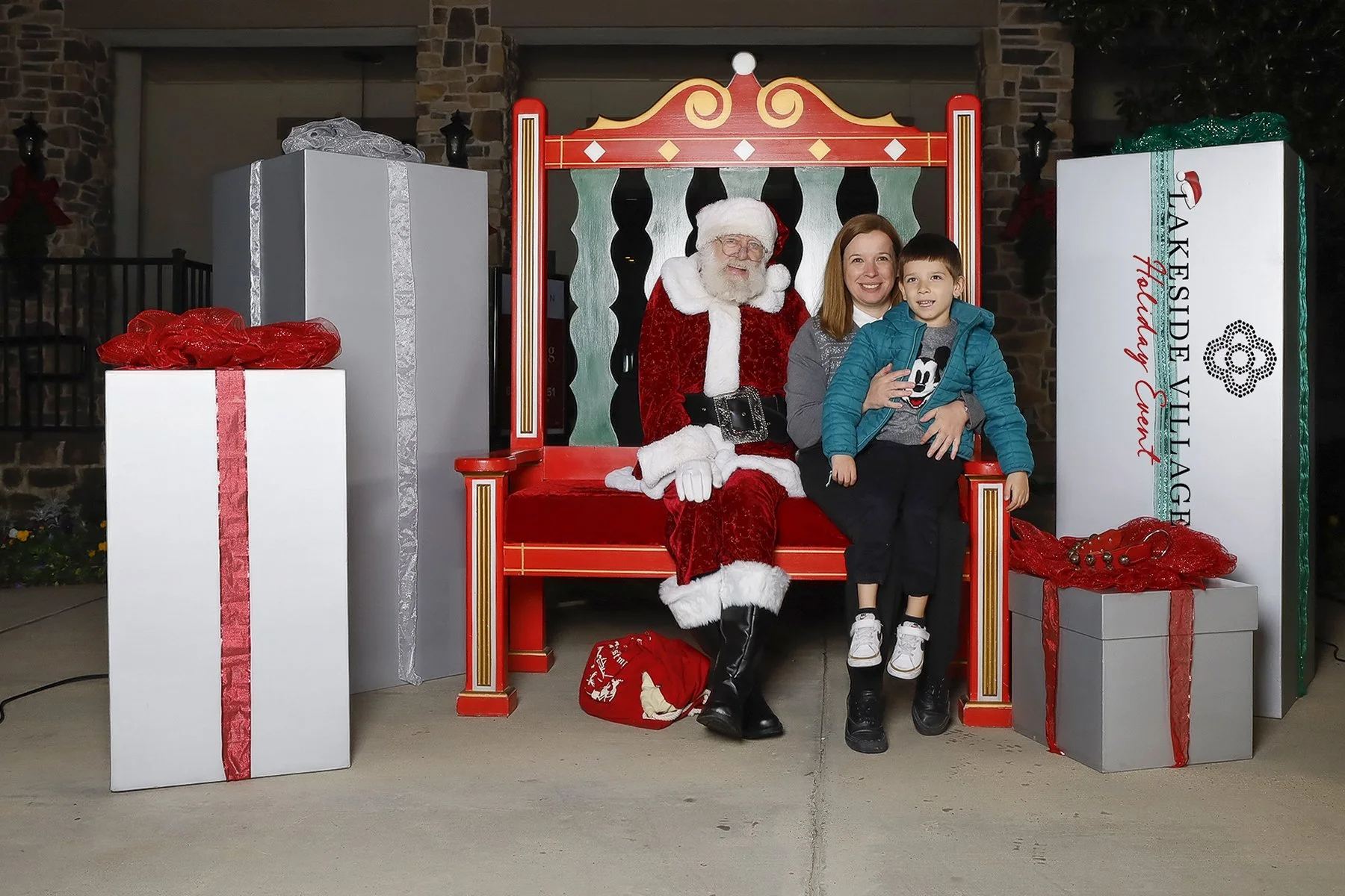 120325 Lakeside Holiday Event-0137.jpg