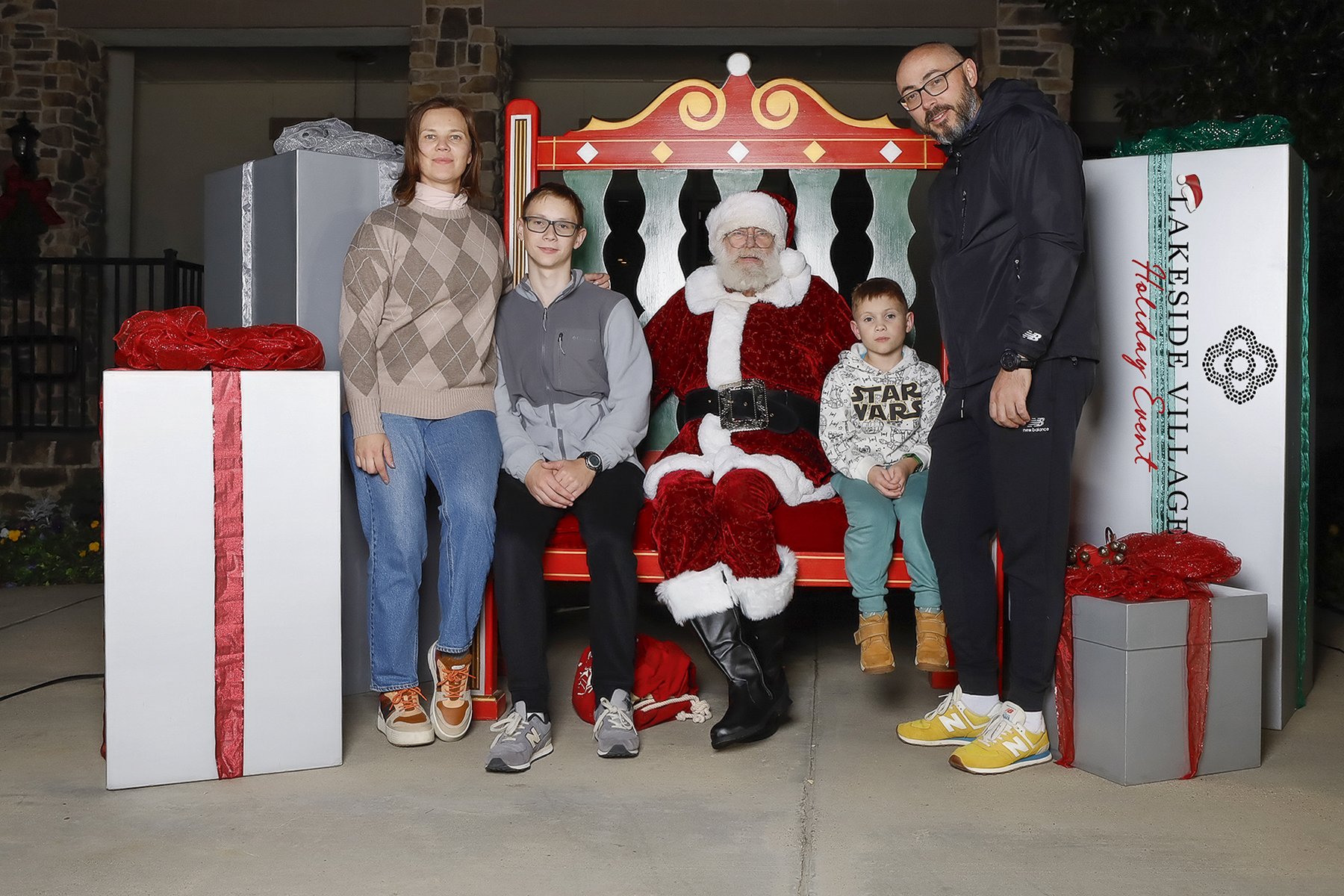 120325 Lakeside Holiday Event-0031.jpg