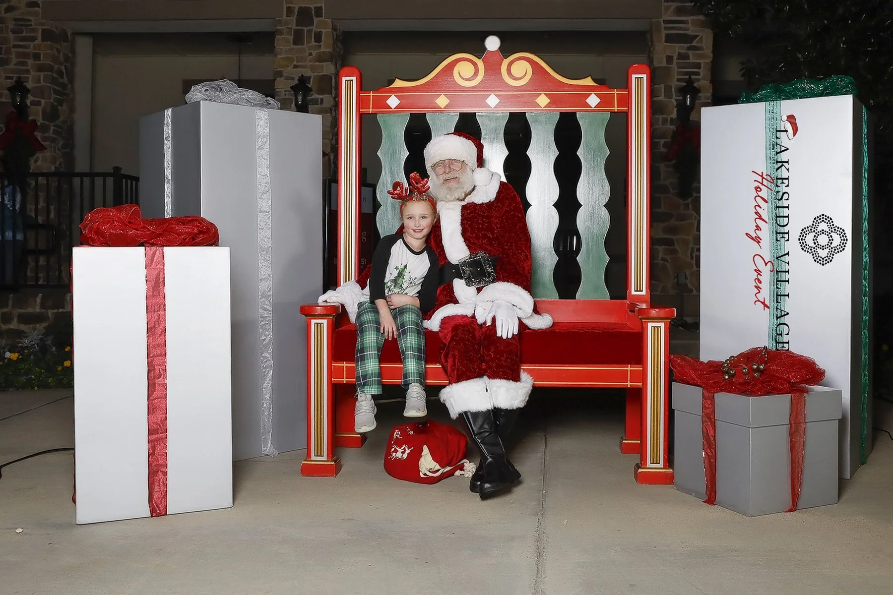 120325 Lakeside Holiday Event-0067.jpg